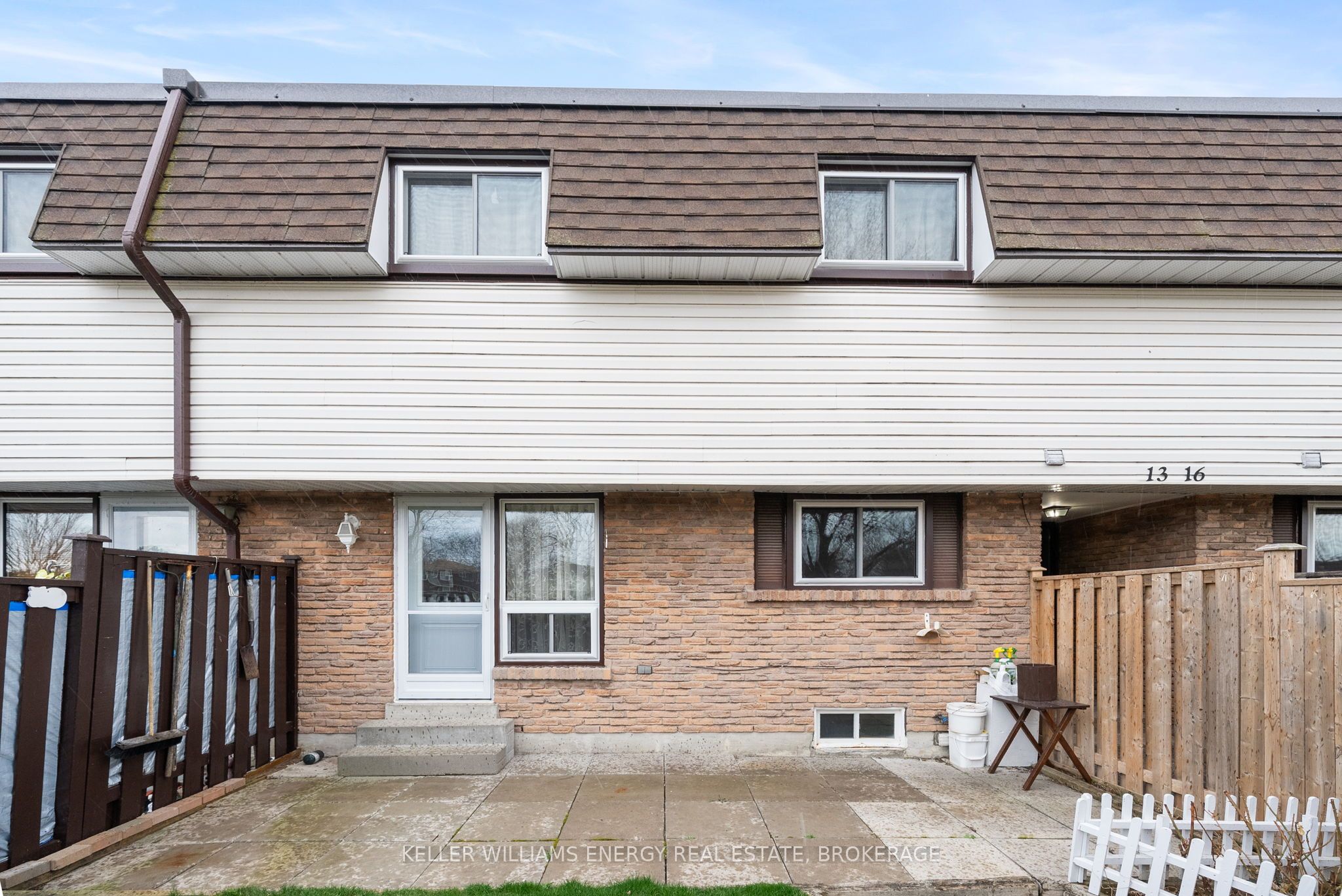 1300 Oxford Street, #13
