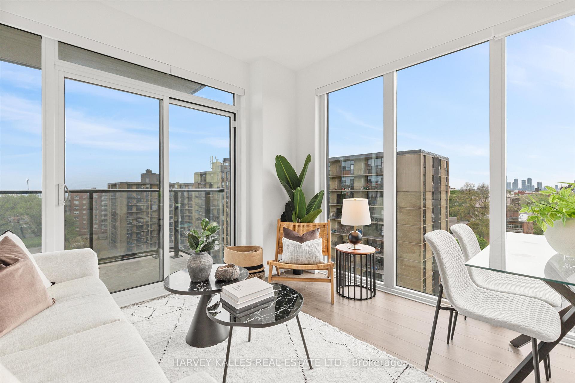 2 Bedrooms Condo at 270 Dufferin, Toronto For sale