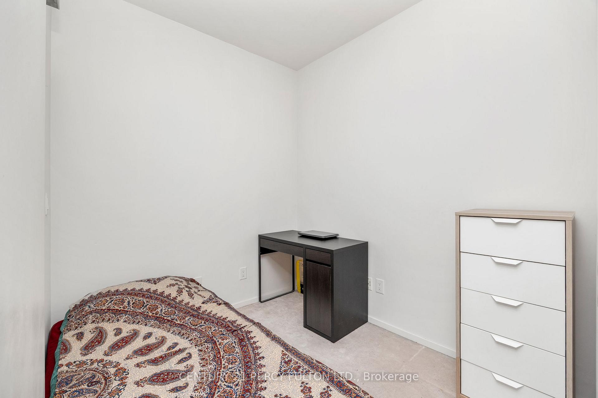 2 Bedrooms Condo at 101 Charles, Toronto For sale