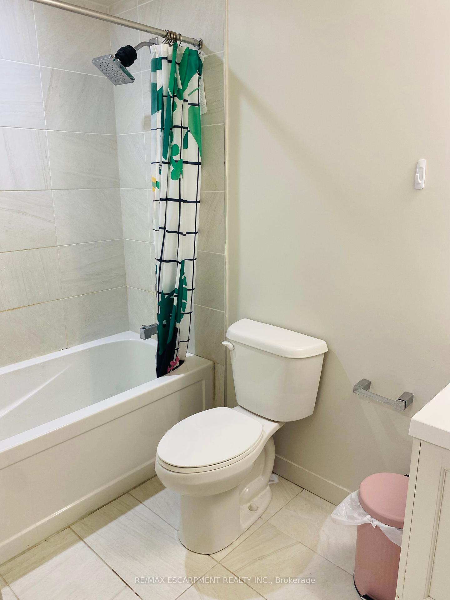 1 Bedroom Condo at 2087 Fairview, Burlington For sale