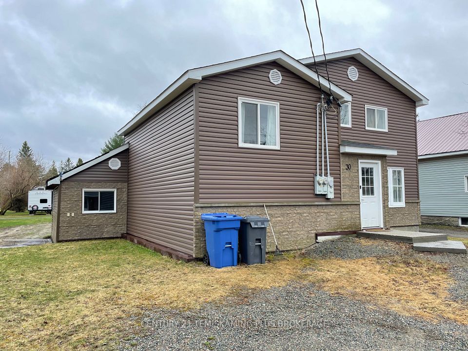 30 Seventh Avenue, Englehart, ON P0J 1H0