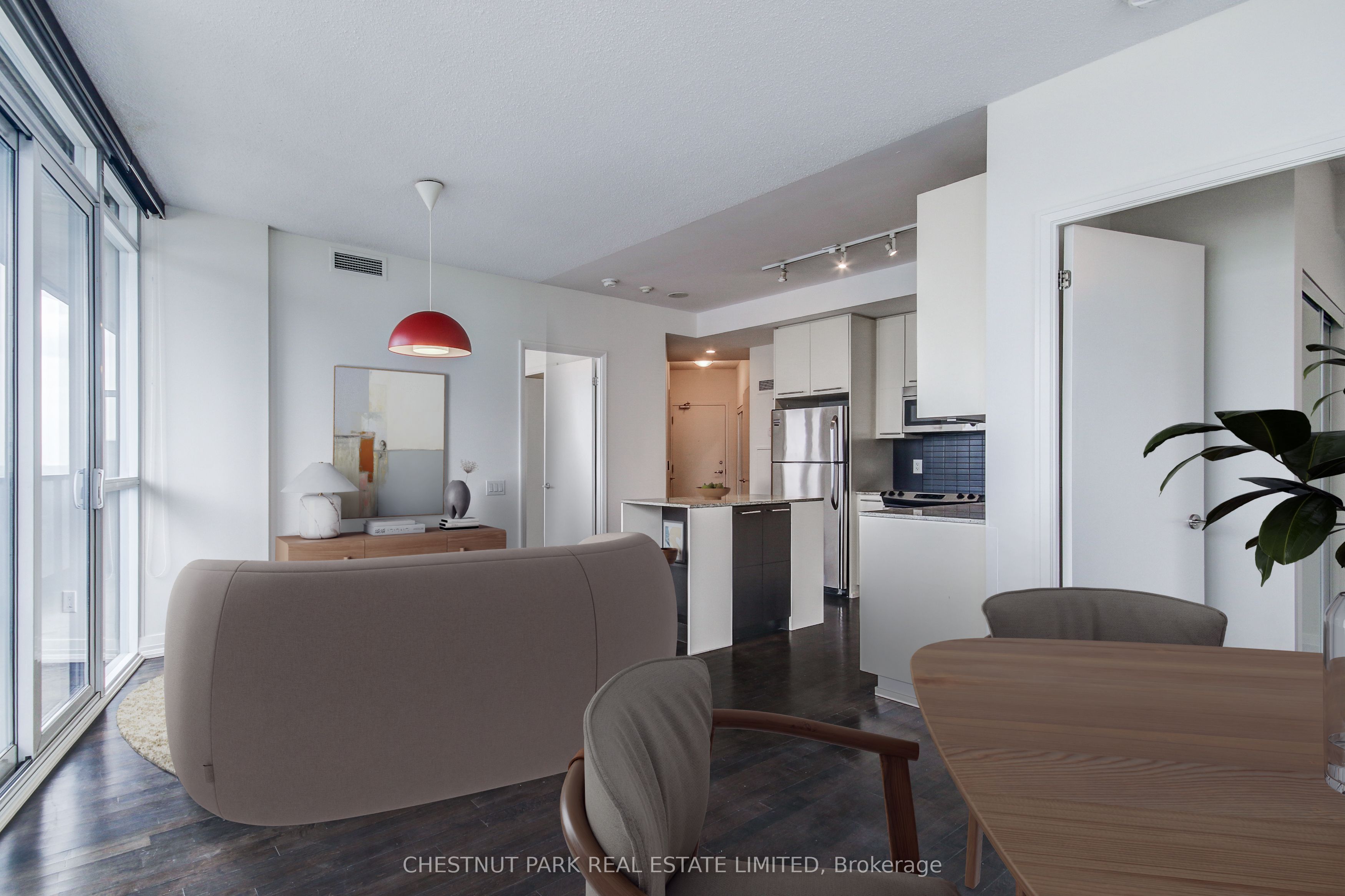25 Carlton Street, #3205