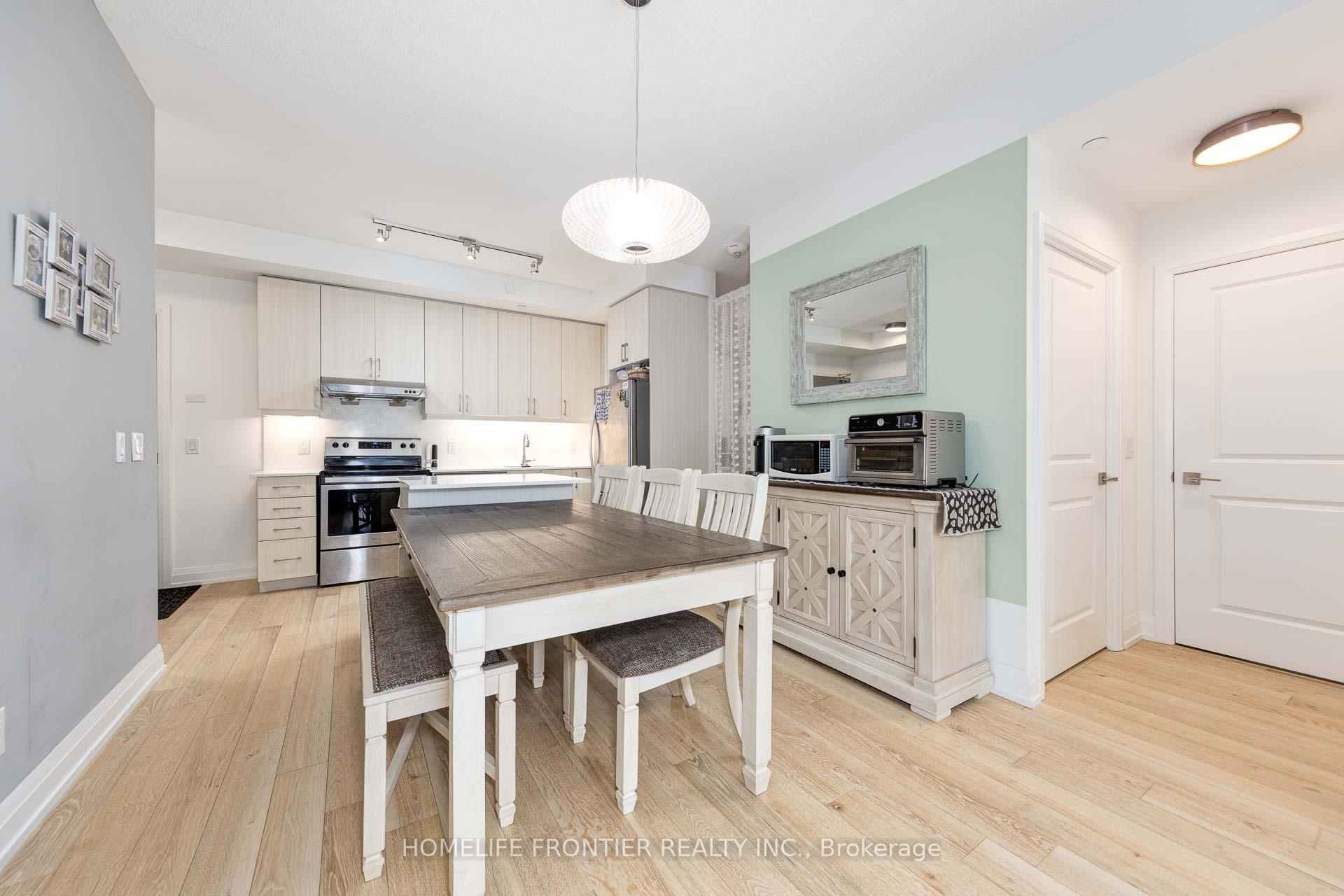3 Bedrooms Condo at 591 Sheppard,  Toronto For sale