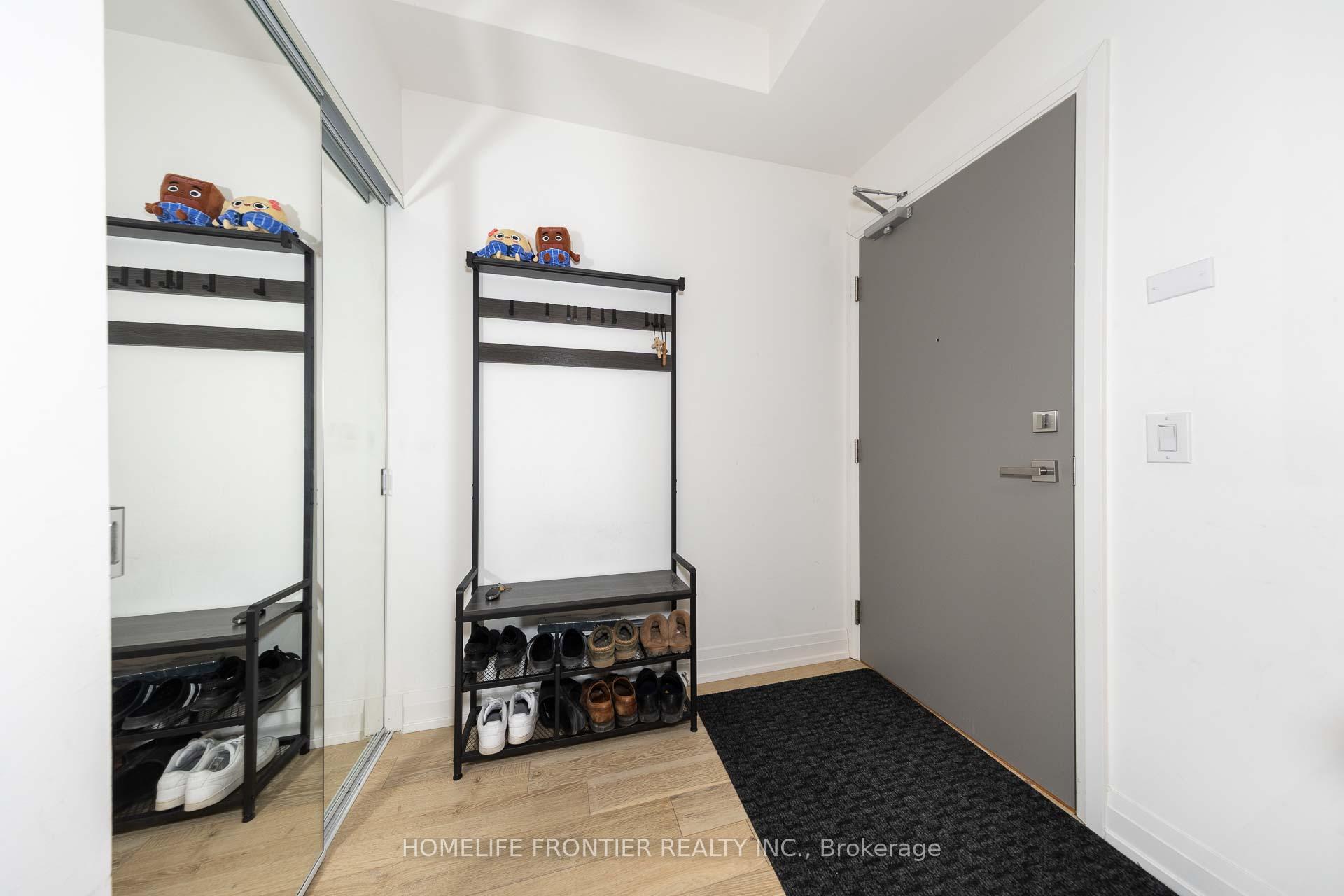 3 Bedrooms Condo at 591 Sheppard,  Toronto For sale