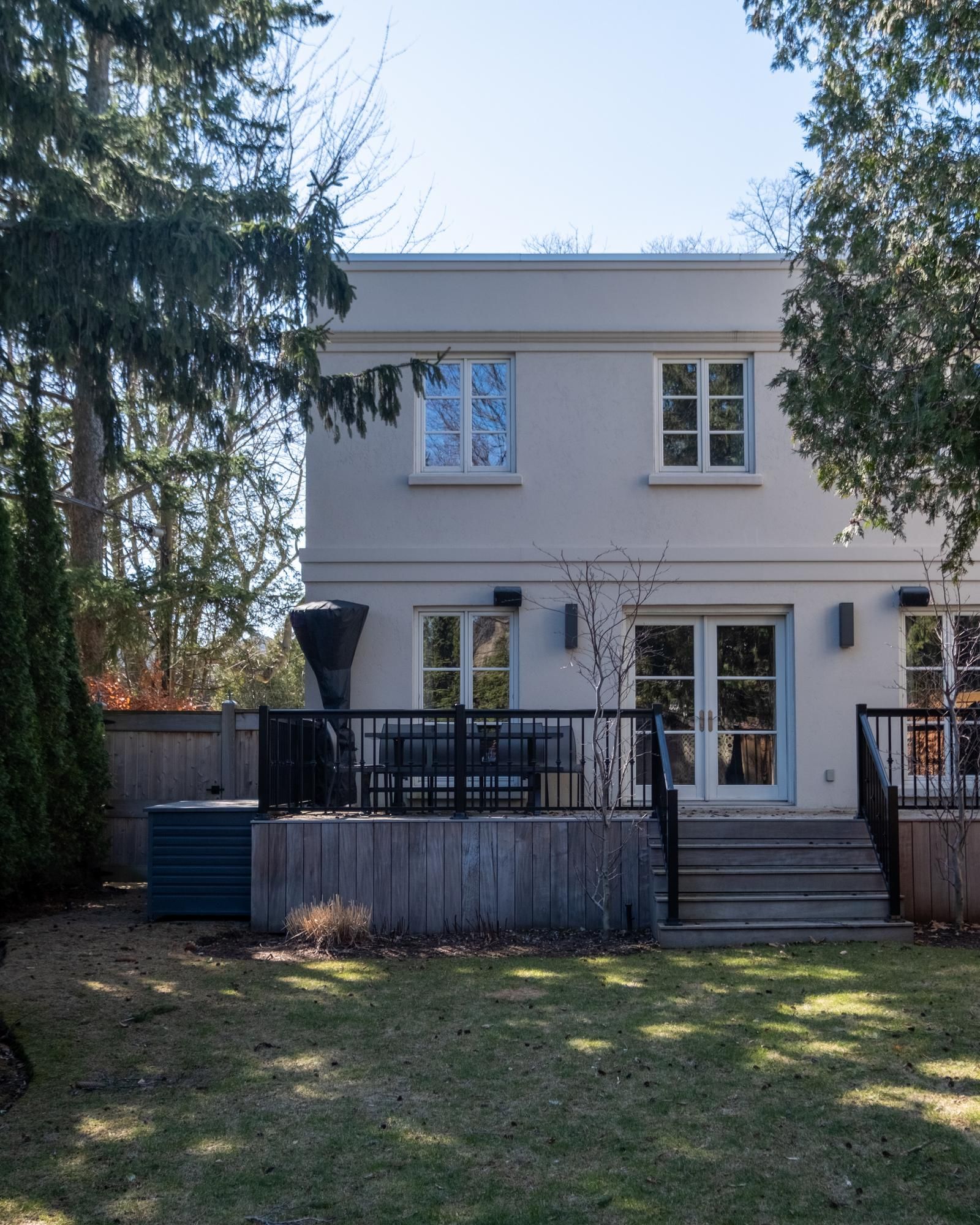 11 Vesta Drive