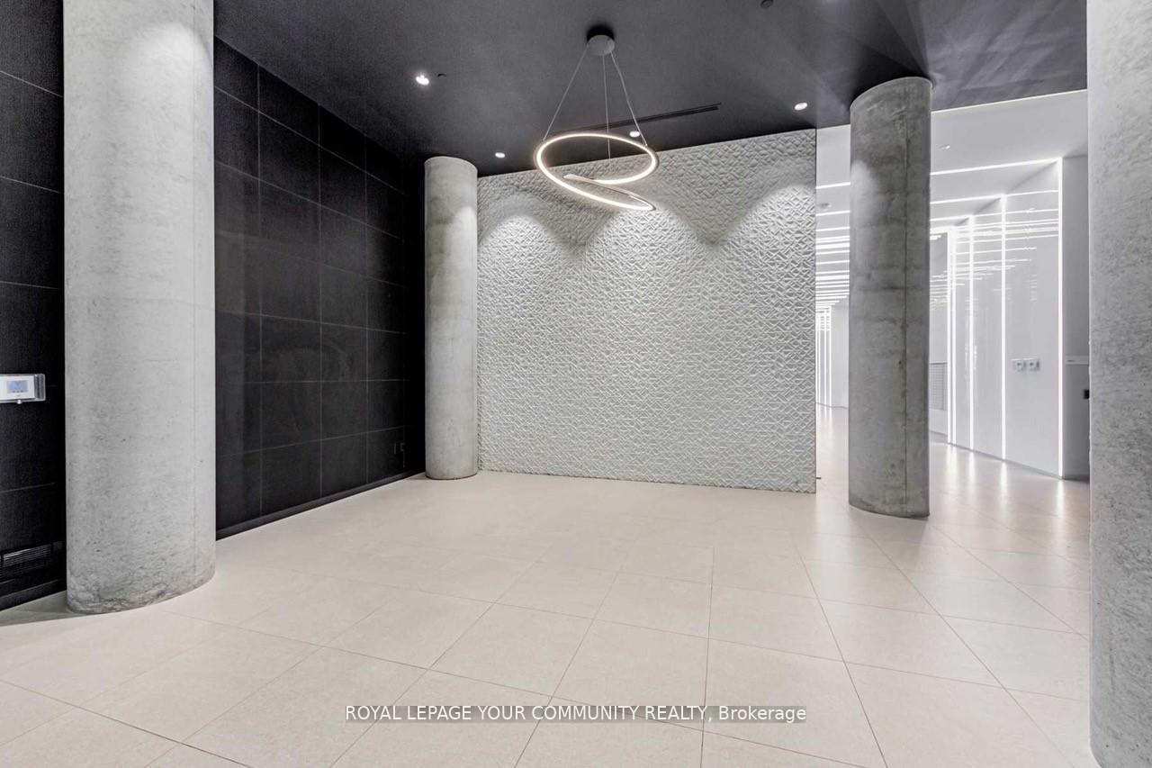 1 Bedroom Condo at 158 Front, Toronto For sale