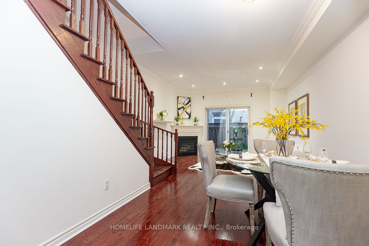 4 William Poole Way, #14