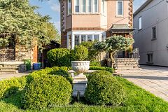 213 Brooke Avenue