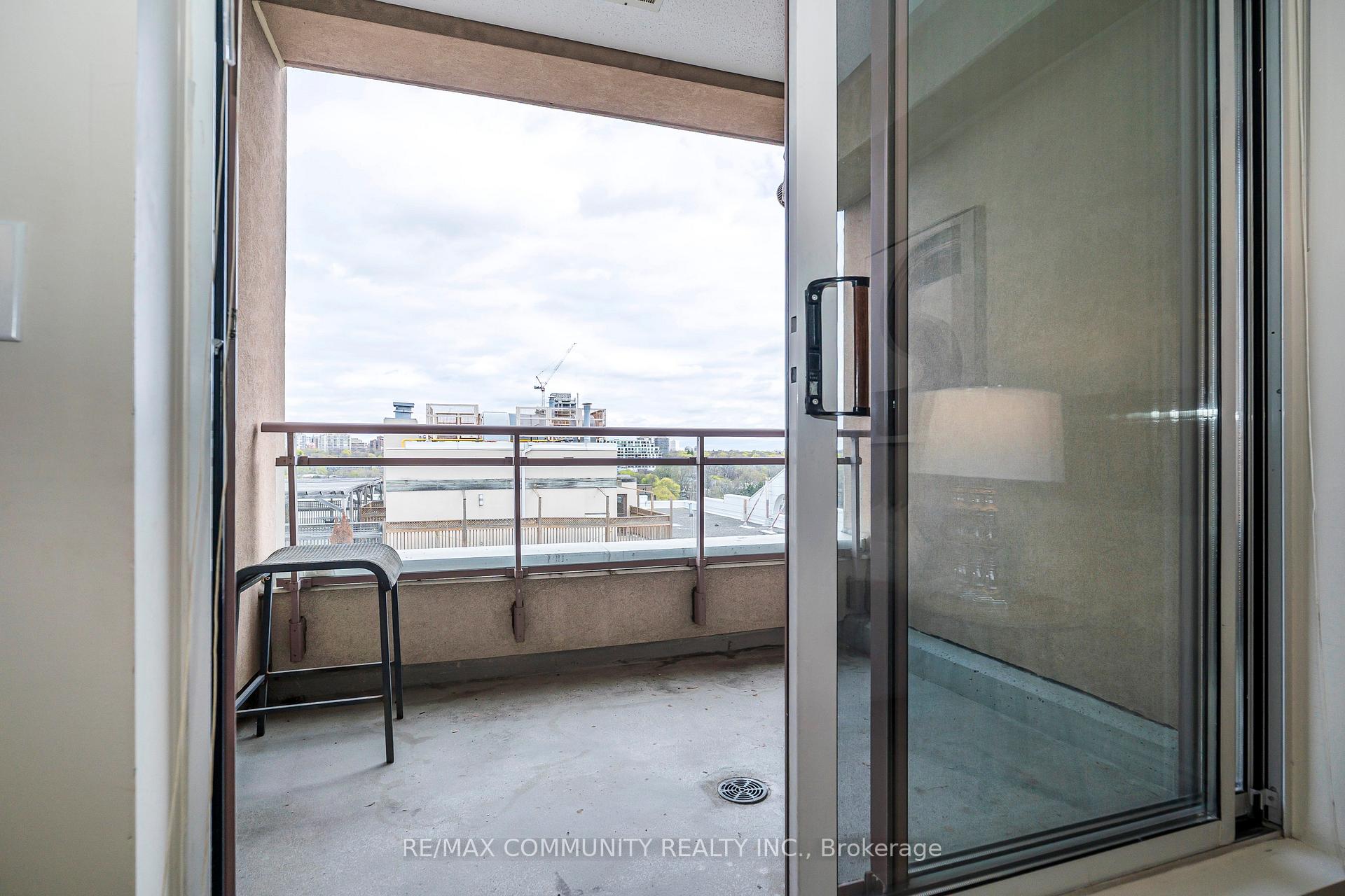 1 Bedroom Condo at 980 Yonge,  Toronto For sale