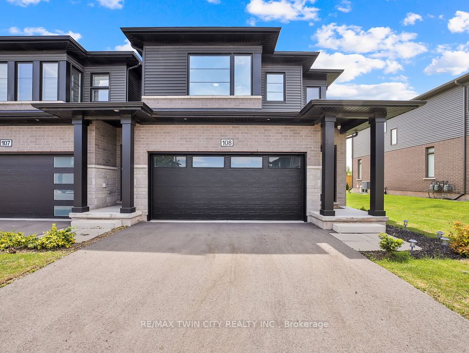 4552 Portage