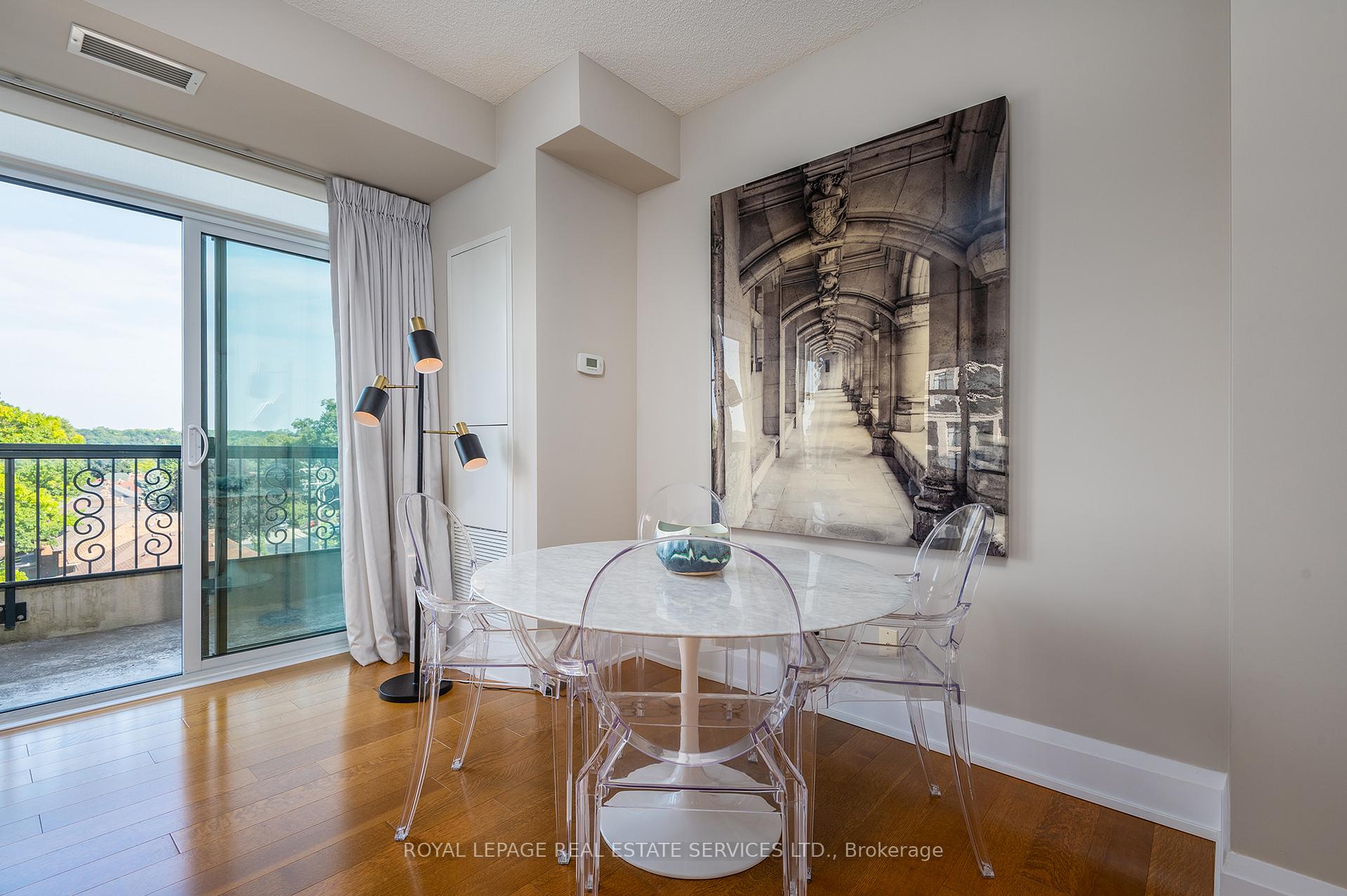 2 Bedrooms Condo at 1 Old Mill,  Toronto For sale