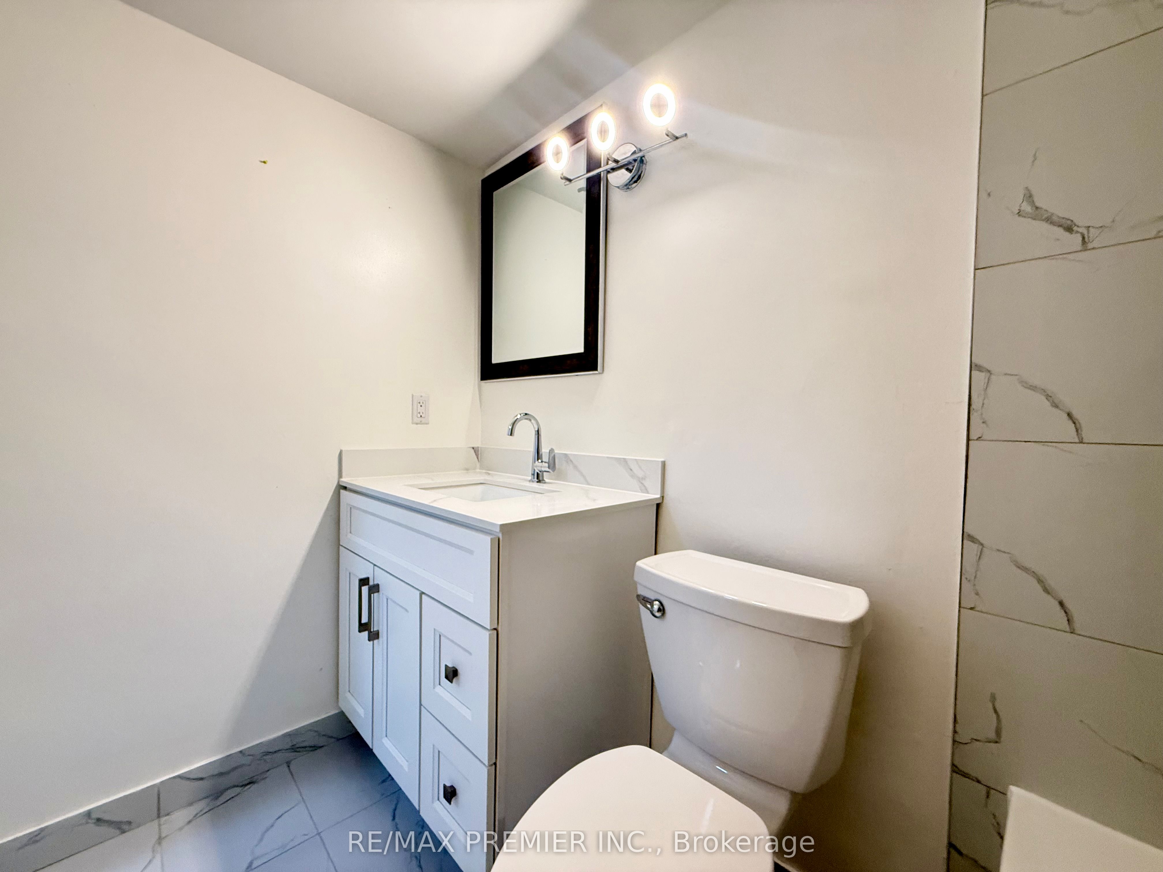 31 Four Winds Drive, #502