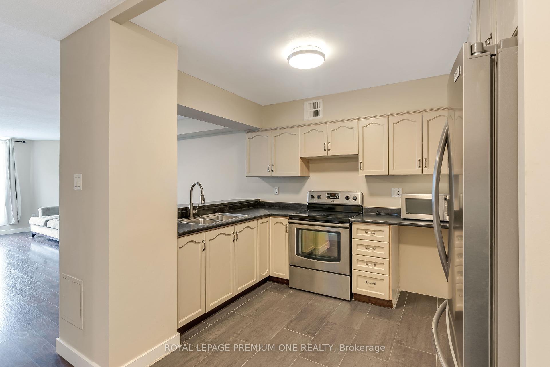 3 Bedrooms Condo at 238 Albion,  Toronto For sale