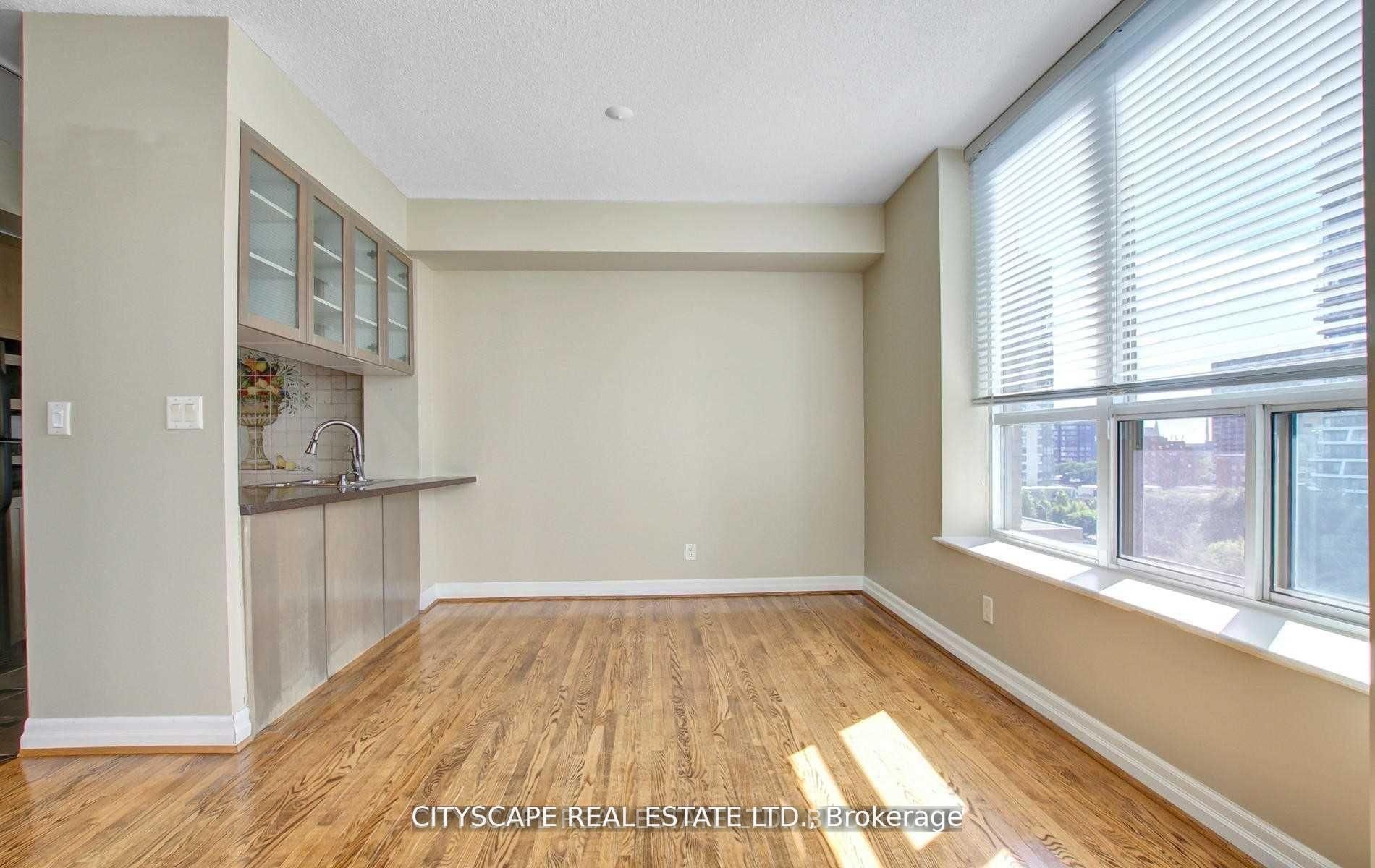 70 Alexander Street, #802