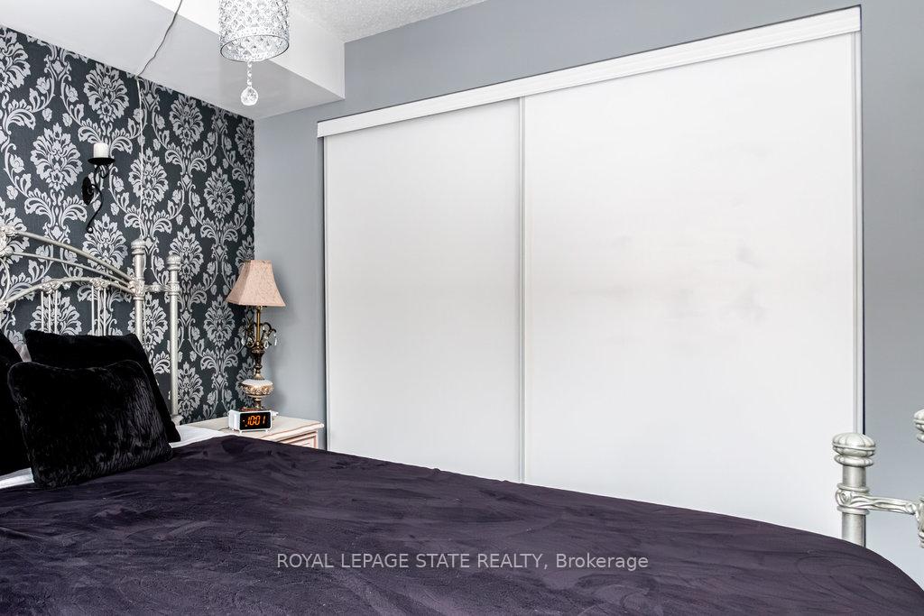 1 Bedroom Condo at 2010 Cleaver, Burlington For sale