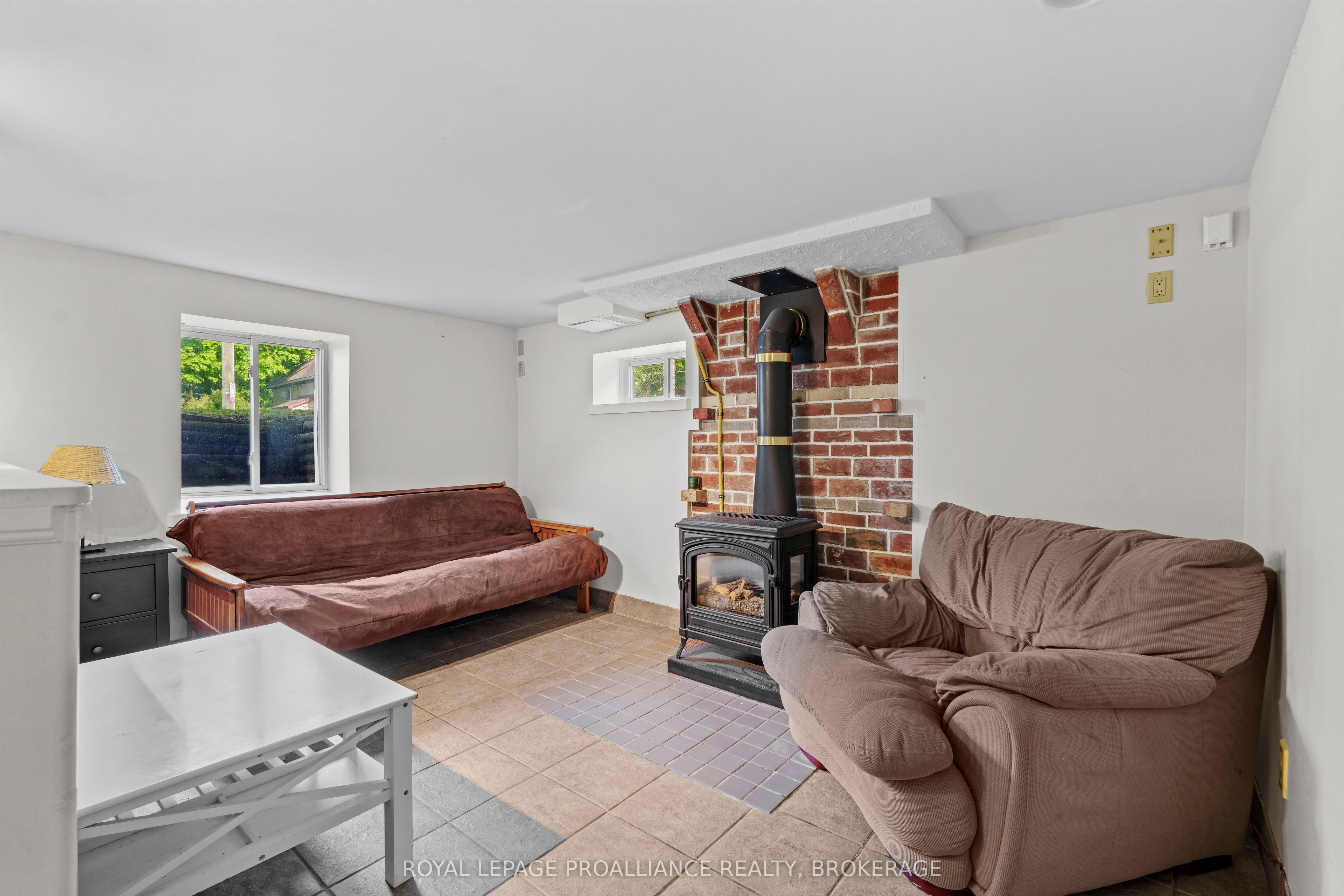 168 MacDonnell Street