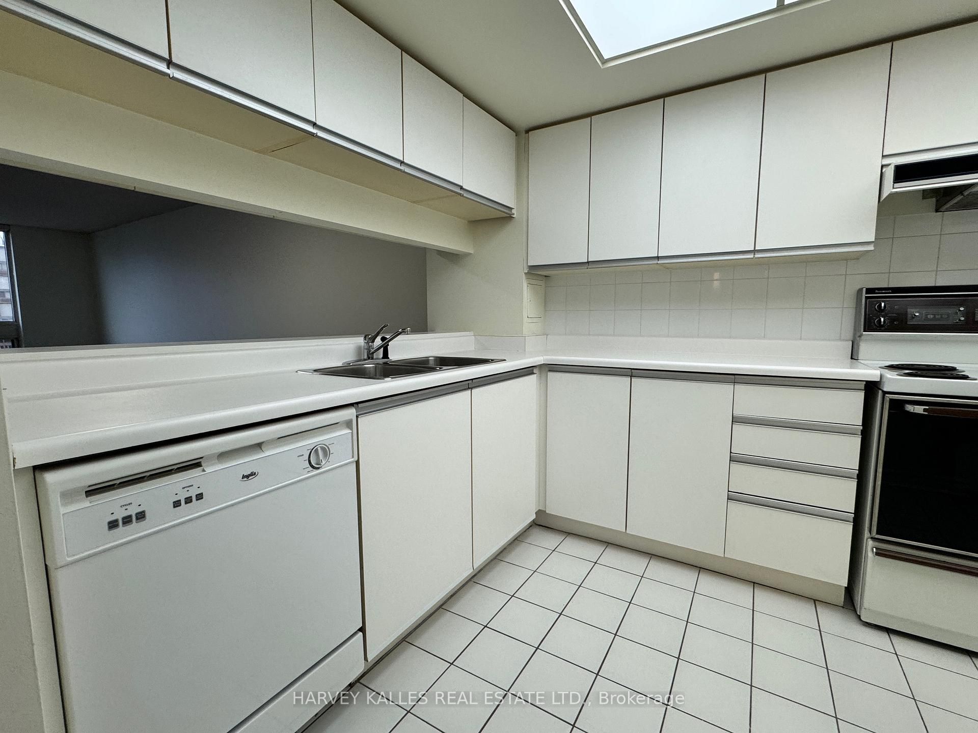 5 Kenneth Avenue 1706