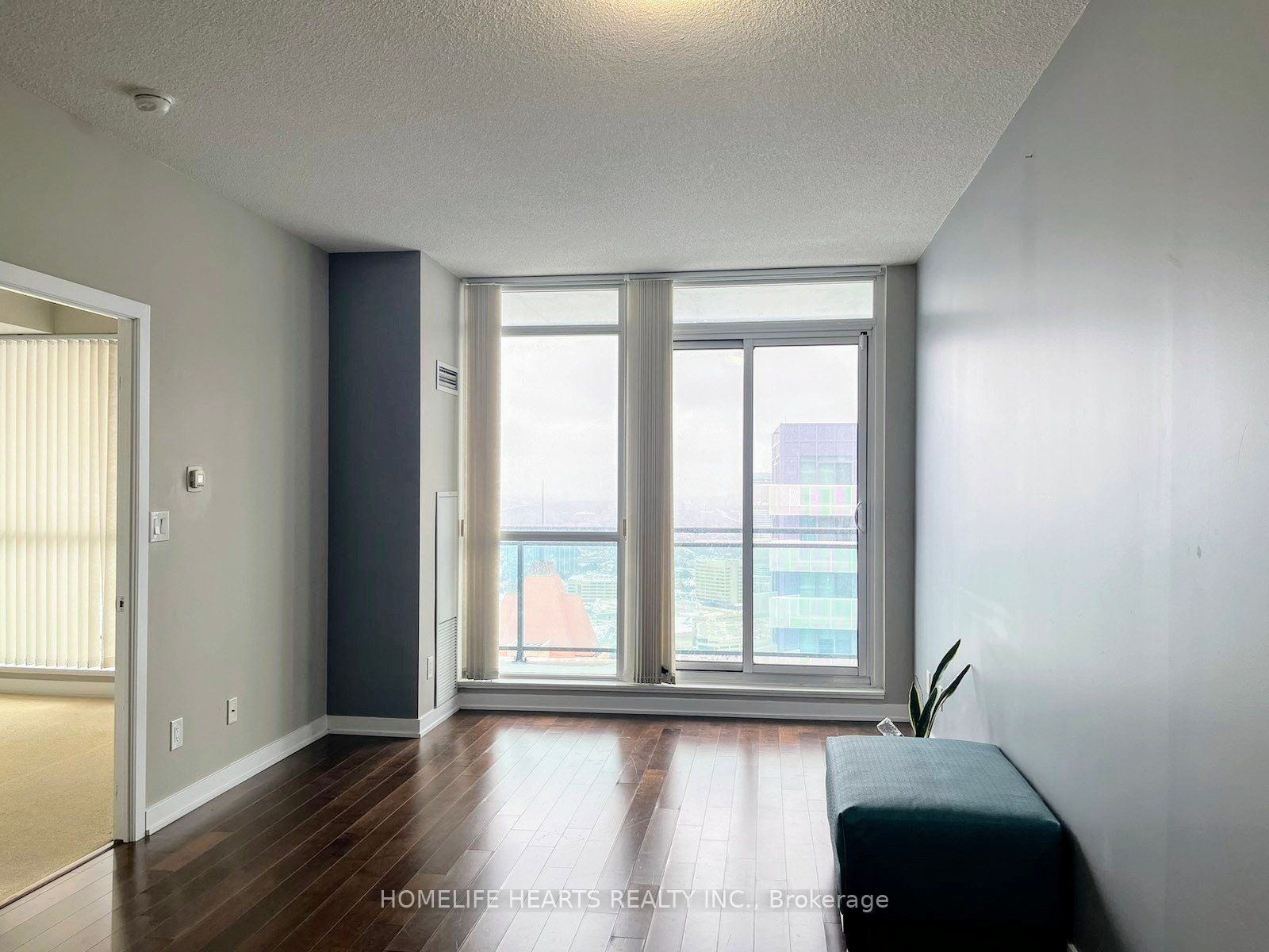 #1805 - 4070 Confederation Parkway, Mississauga, ON L5B 0E9