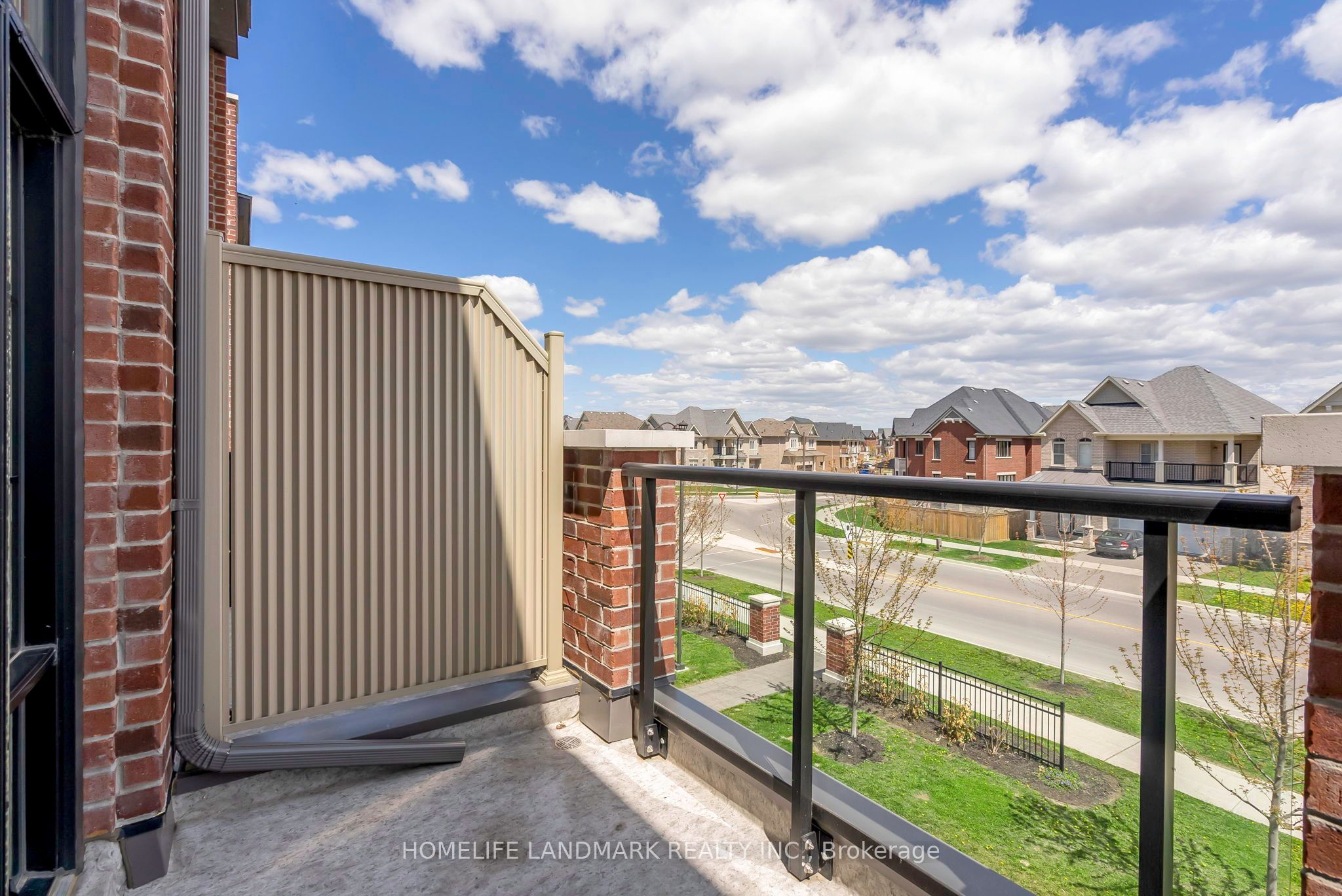 1 Whitaker Way, #417