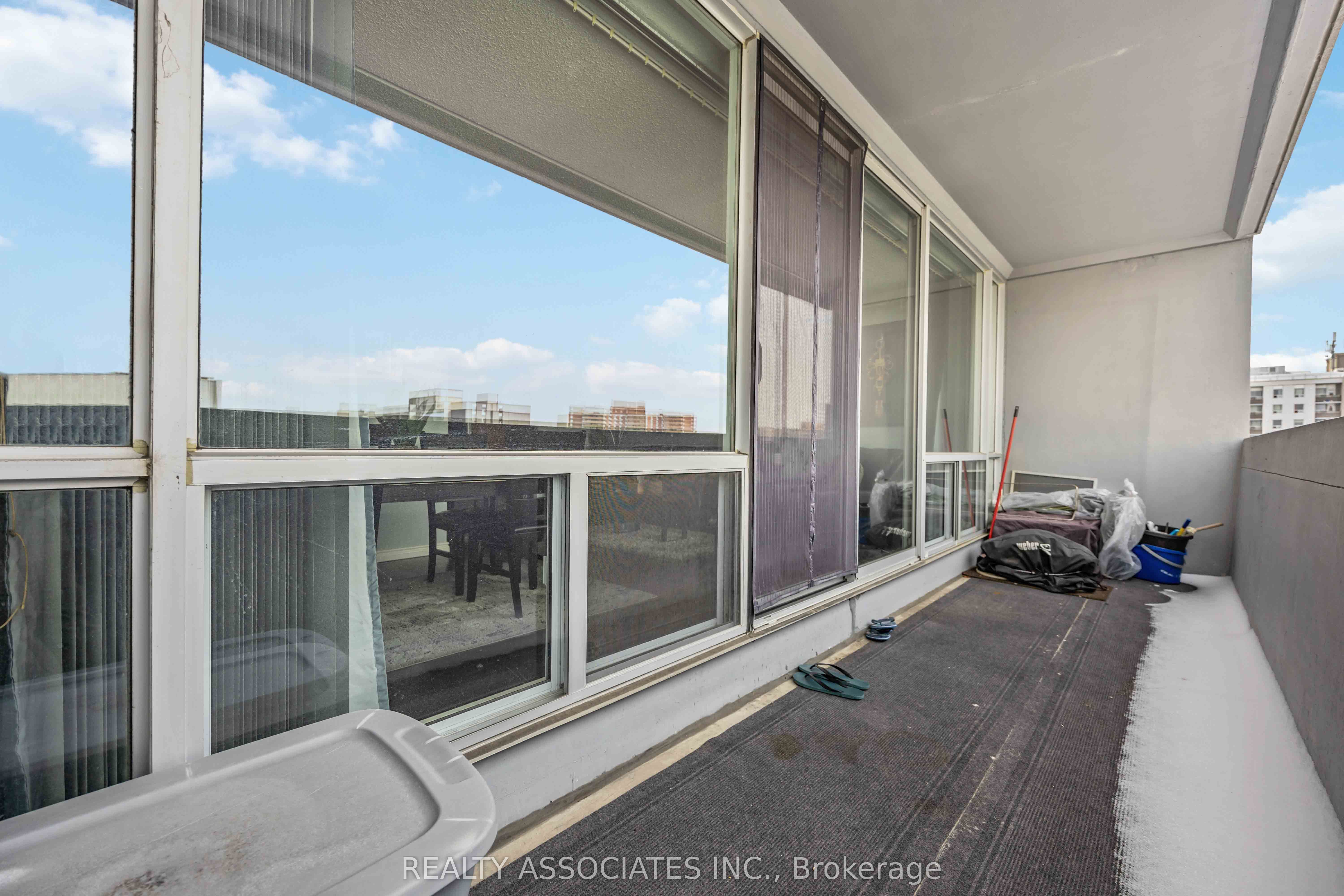 2 Glamorgan Avenue, #1014