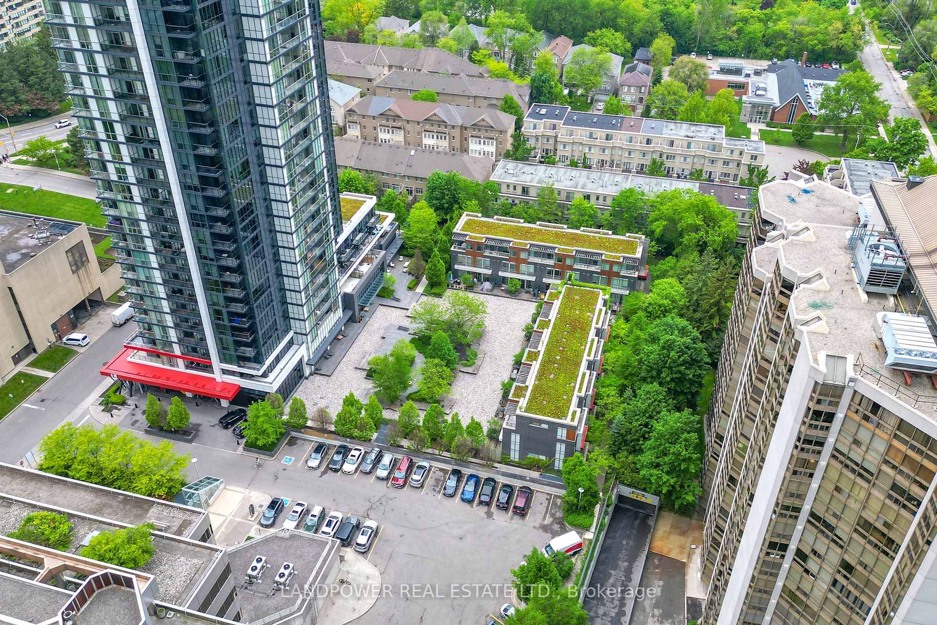 4 Bedrooms Condo at 88 Sheppard, Toronto For sale