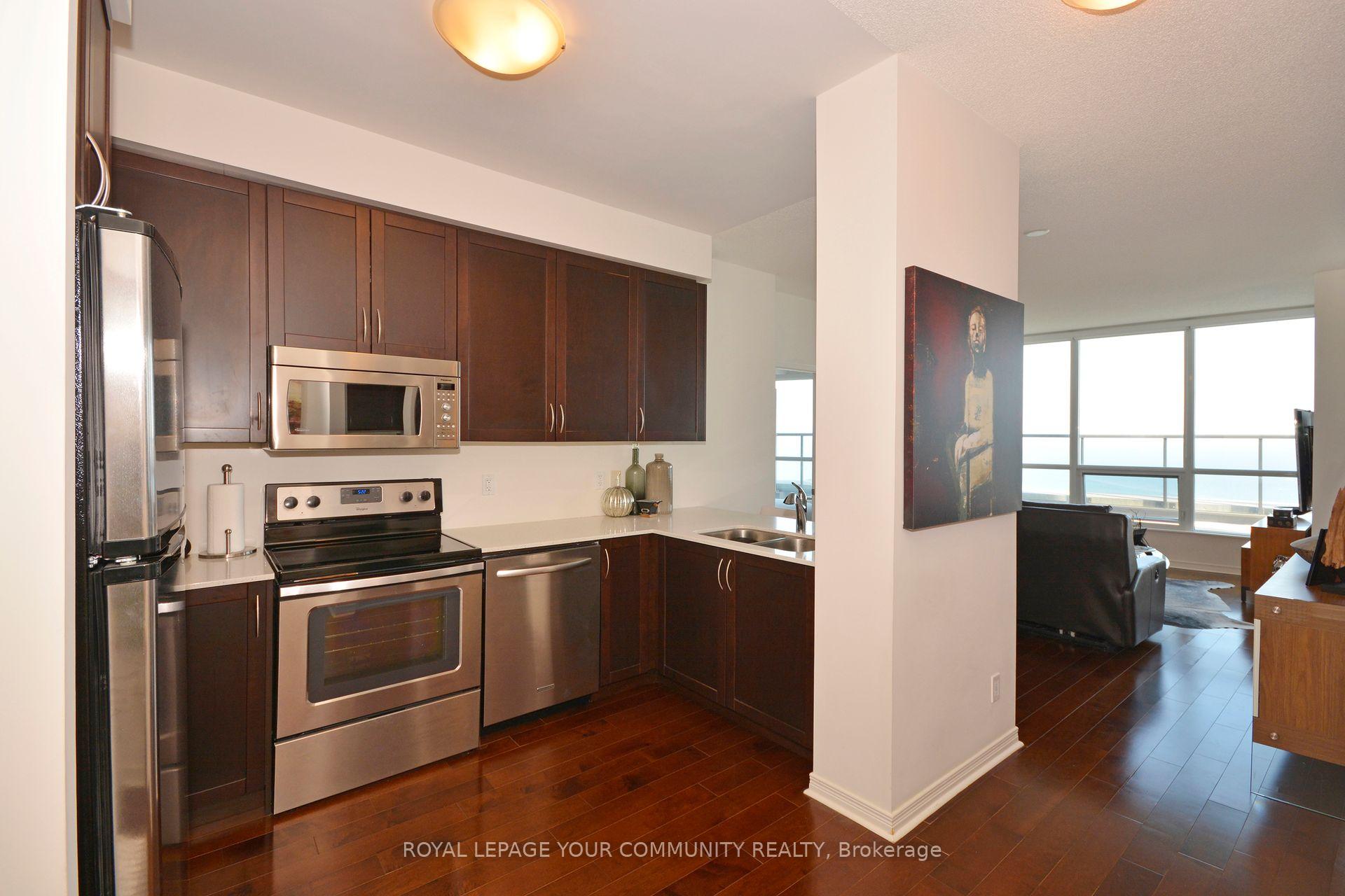 3 Bedrooms Condo at 2230 Lake Shore, Toronto For sale