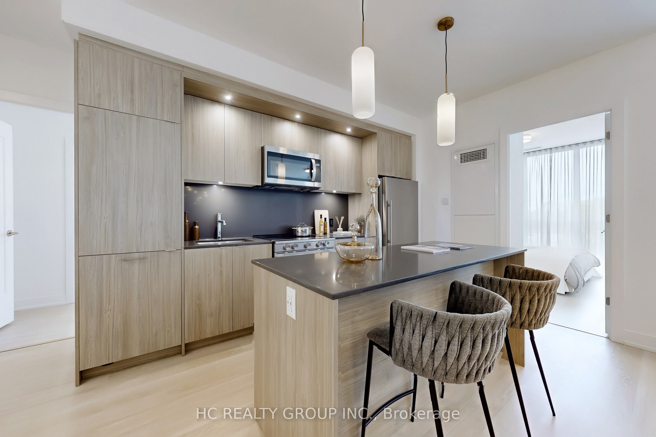 30 Inn On The Park Drive, #222