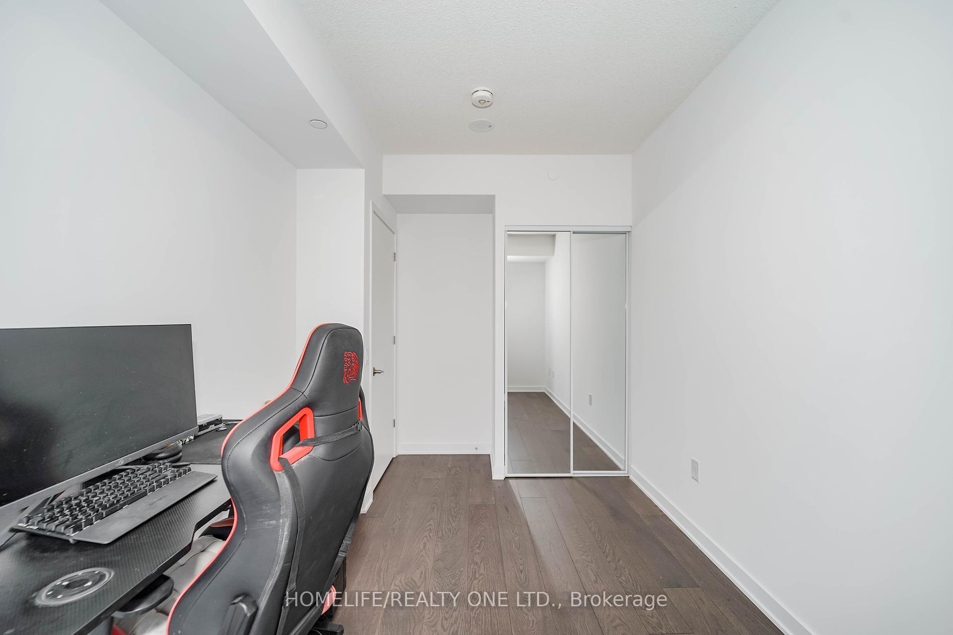 4 Bedrooms Condo at 130 River, Toronto For sale