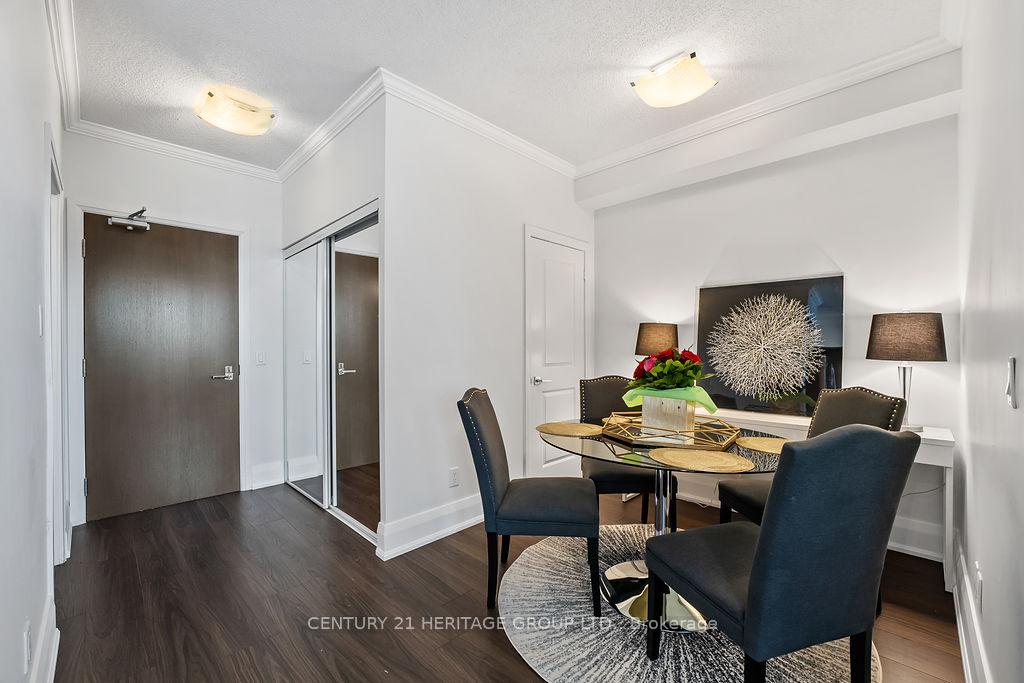 2 Bedrooms Condo at 85 North Park, Vaughan For sale