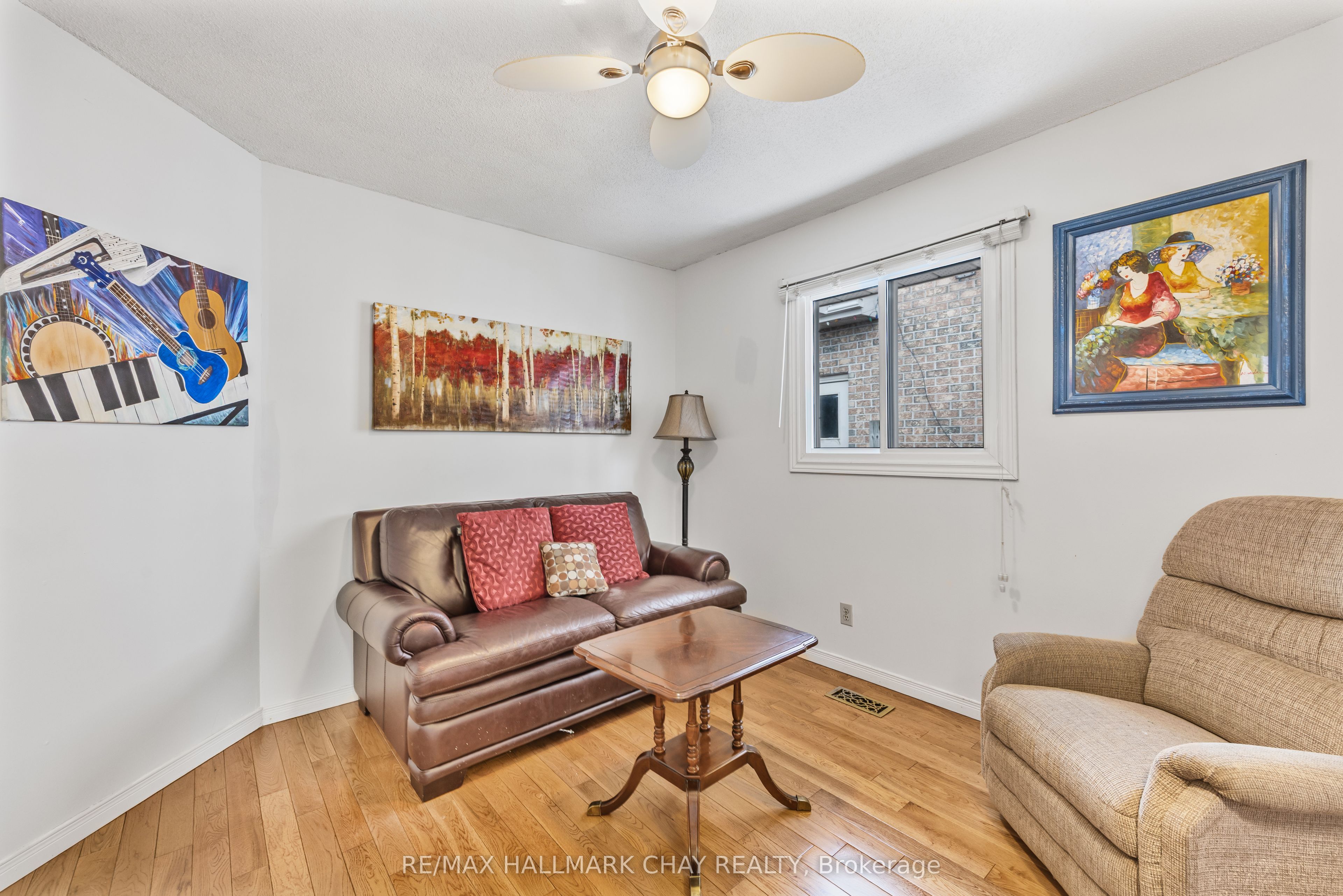 23 Grasett Crescent