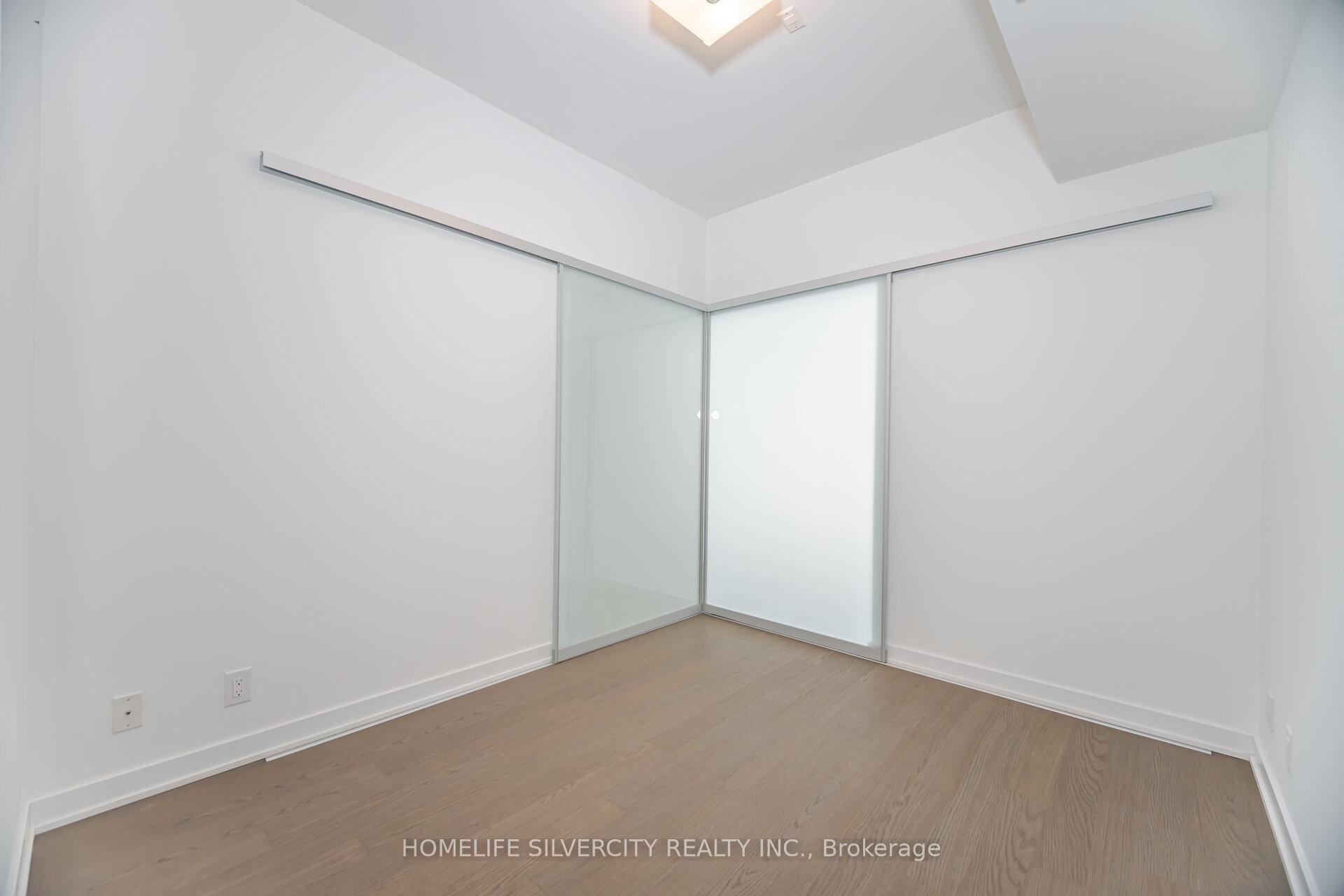 1 Bedroom Condo at 15 Beverley, Toronto For sale
