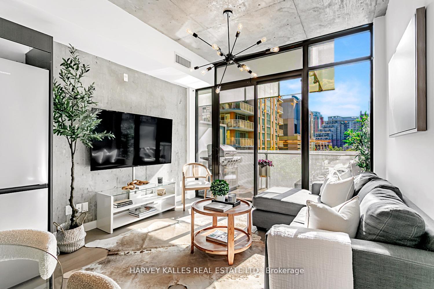 1 Bedroom Condo at 25 Stafford, Toronto For sale