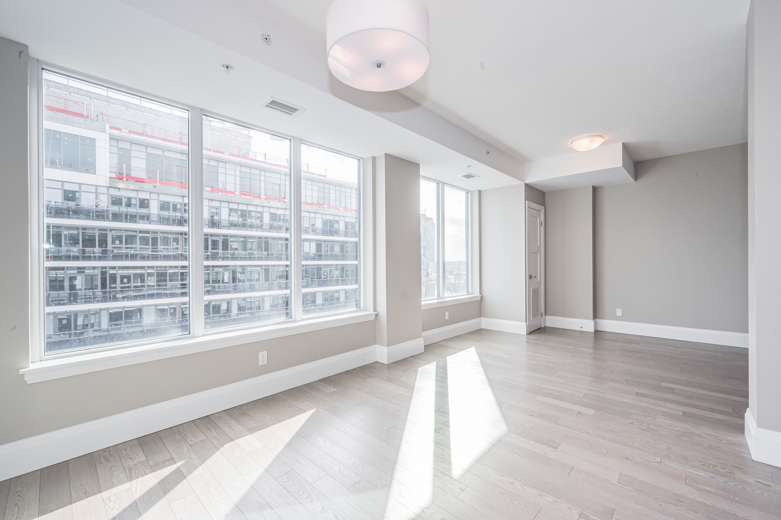 63 Arthur Street S 801