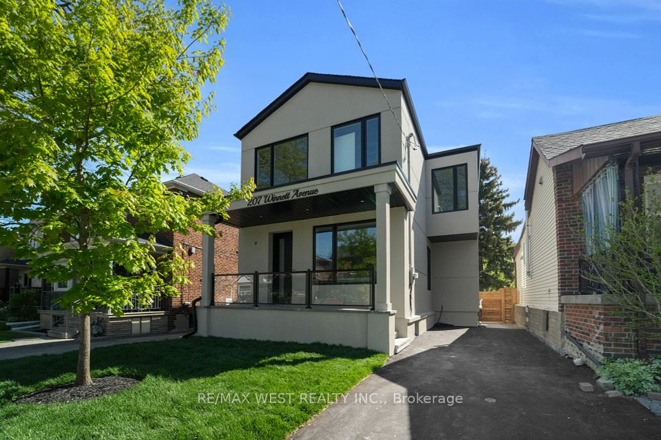 207 Winnett