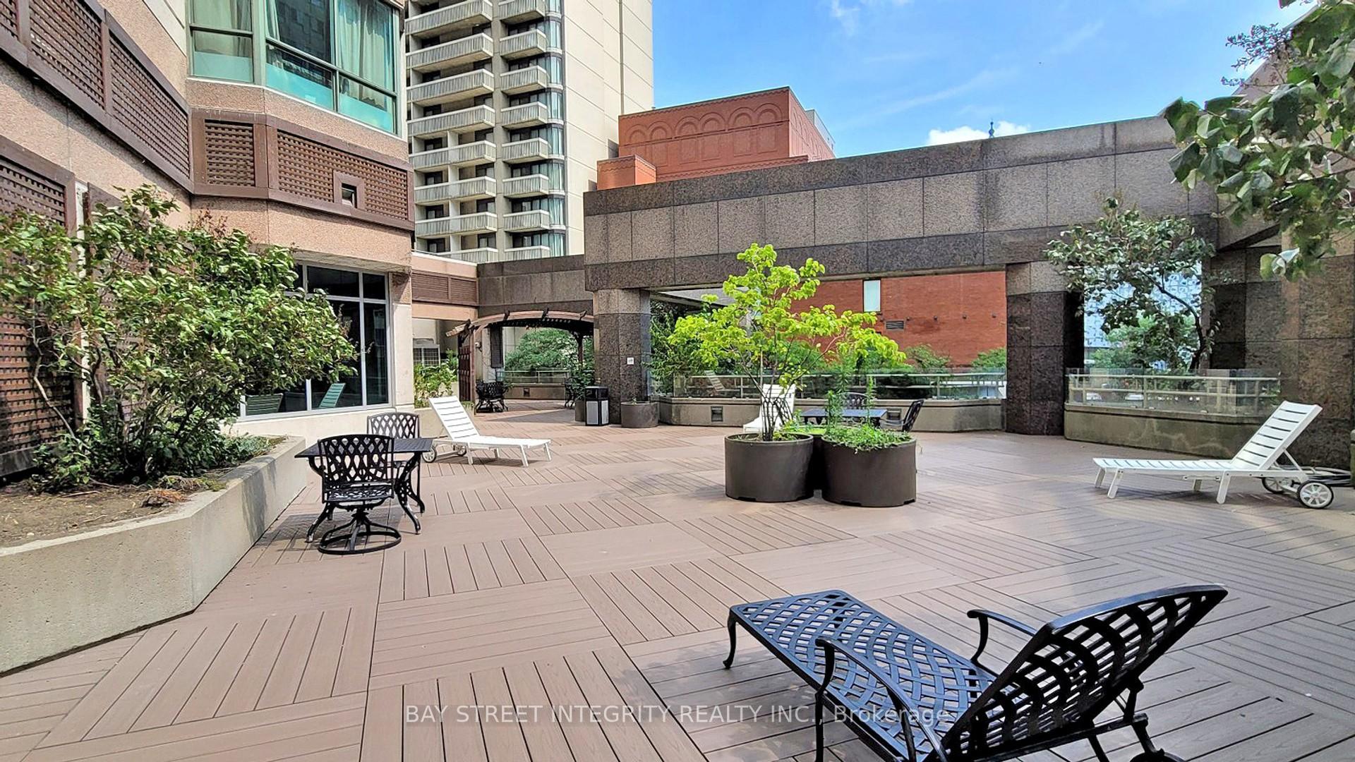 1 Bedroom Condo at 38 Elm, Toronto For sale
