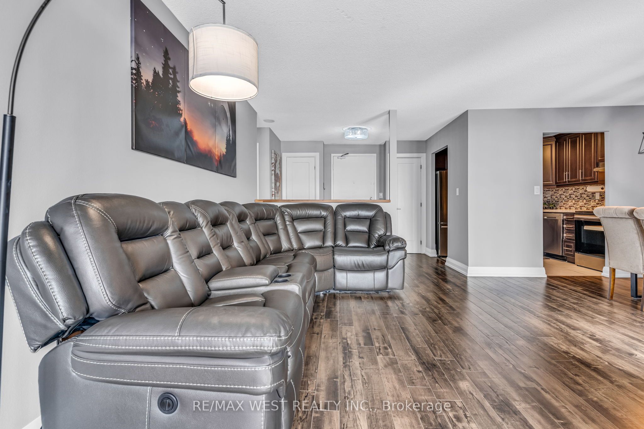 145 Hillcrest Avenue, #1615