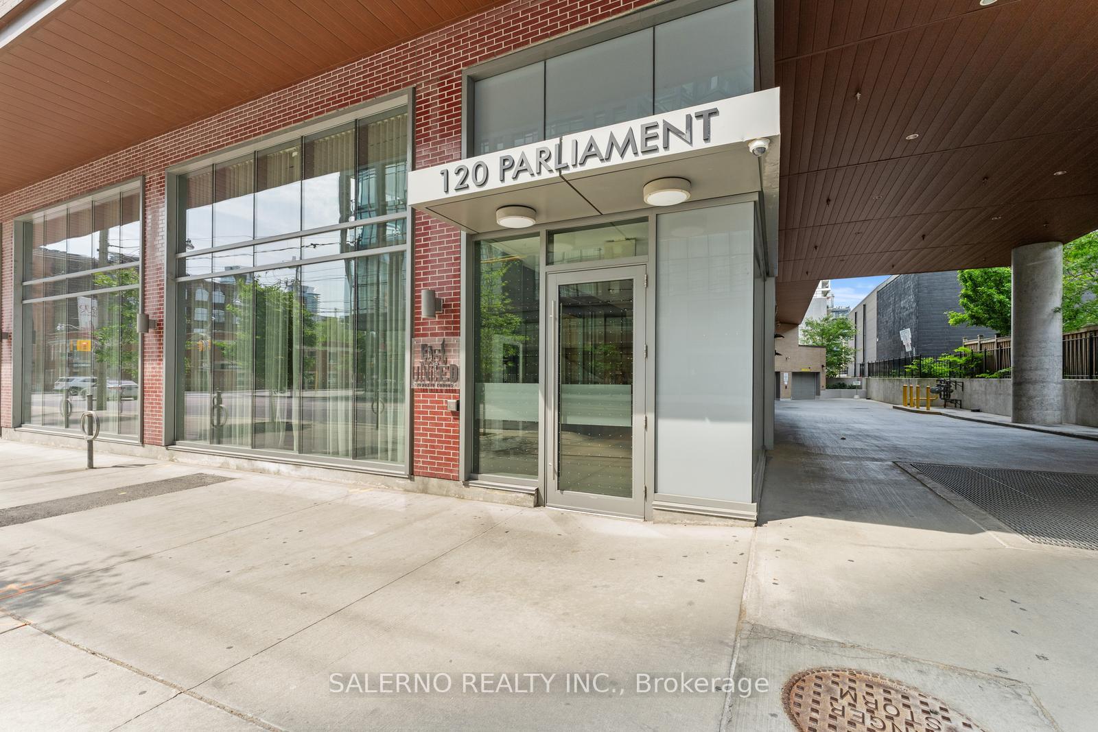 2 Bedrooms Condo at 120 Parliament, Toronto For sale