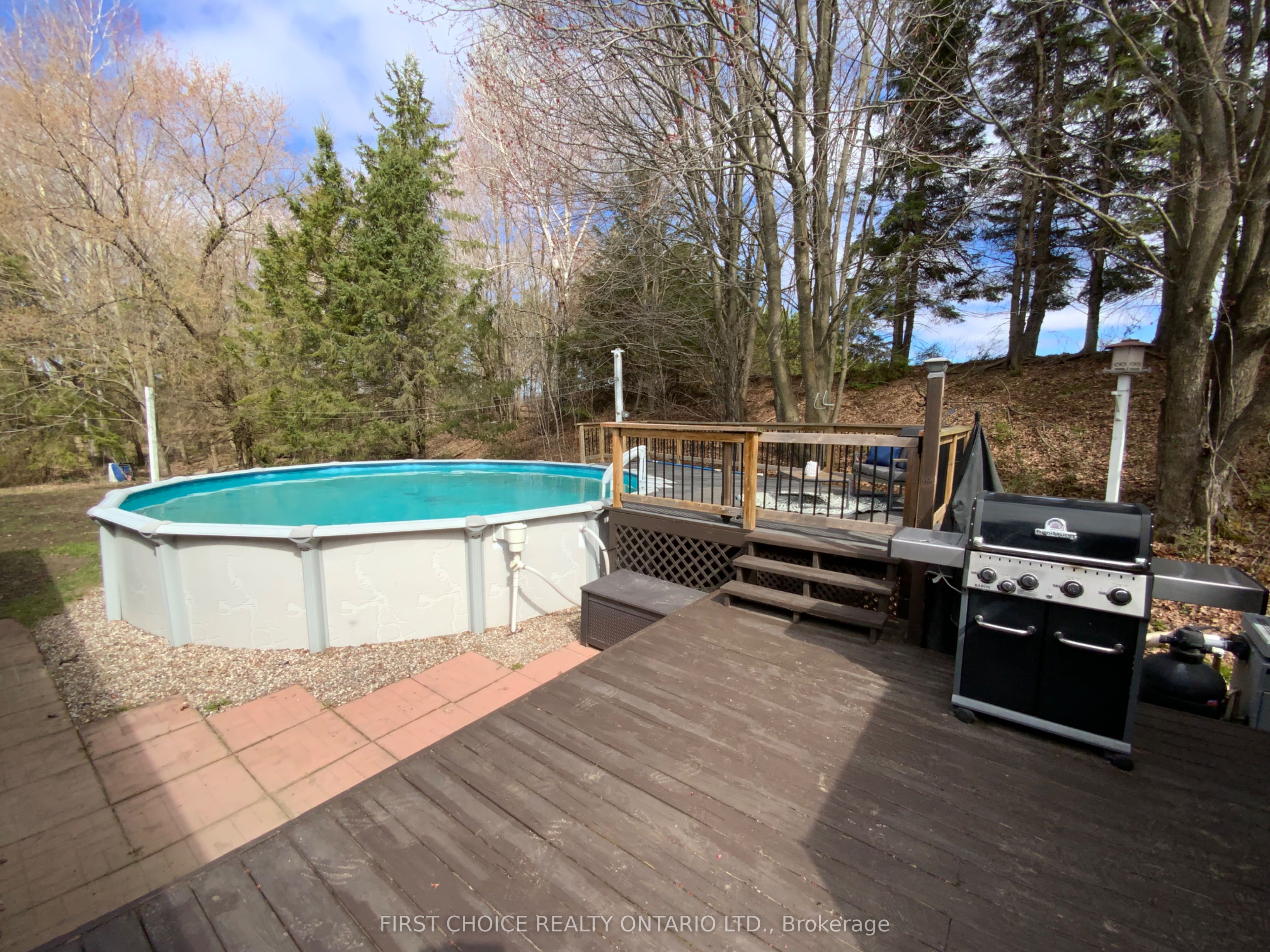 1211 Lacroix Road