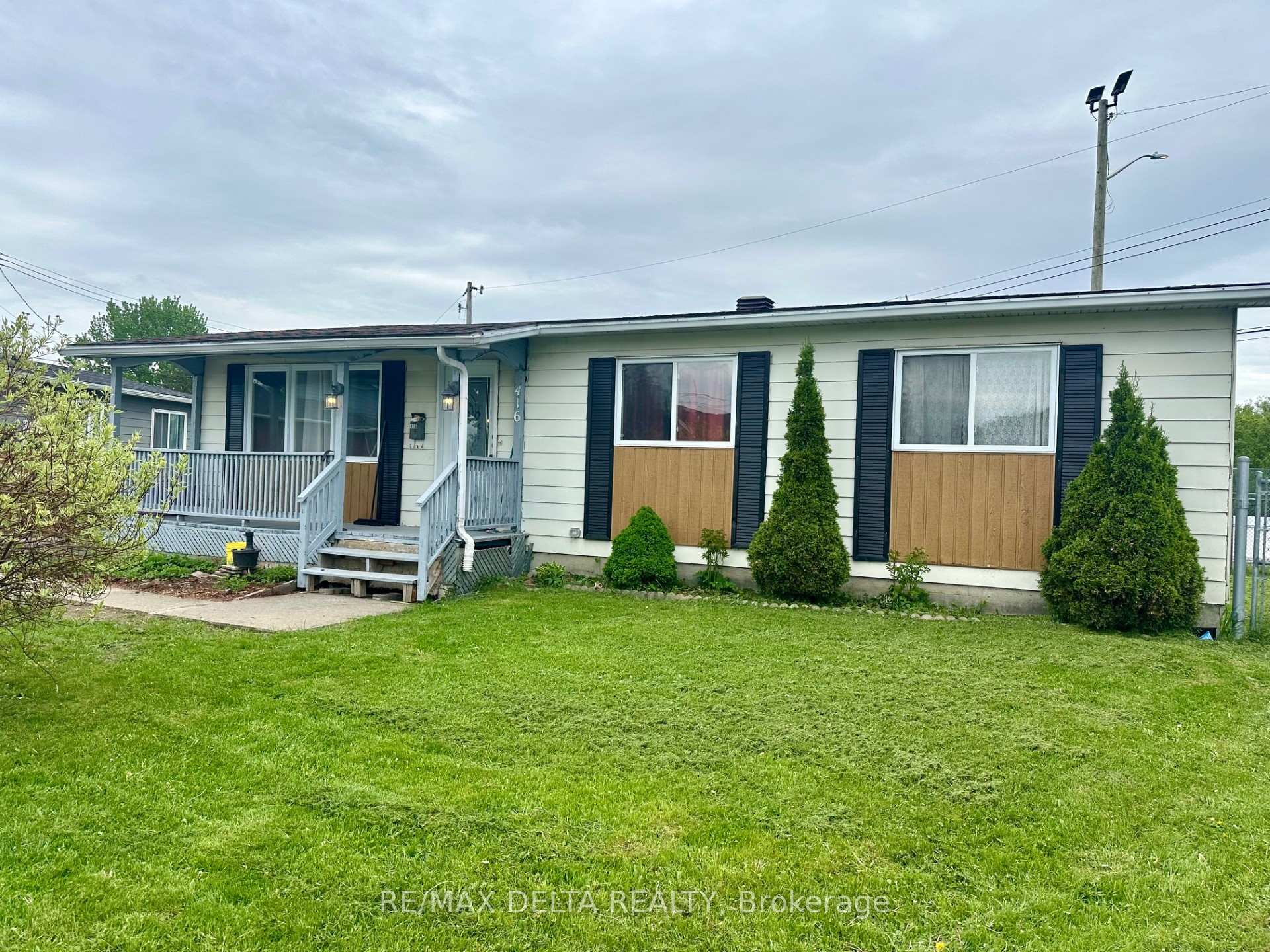 416 Salisbury Street, Hawkesbury, ON K6A 2Z7 ; MLS ID: X12165225