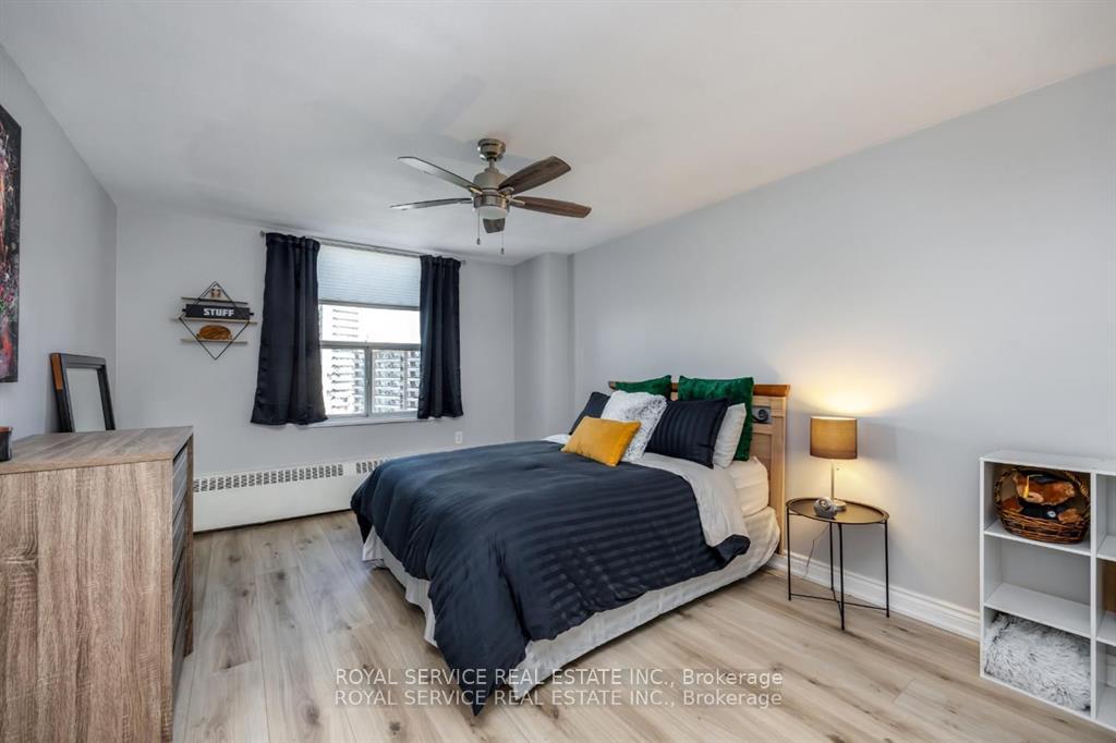 1 Bedroom Condo at 10 Parkway Forest,  Toronto For sale