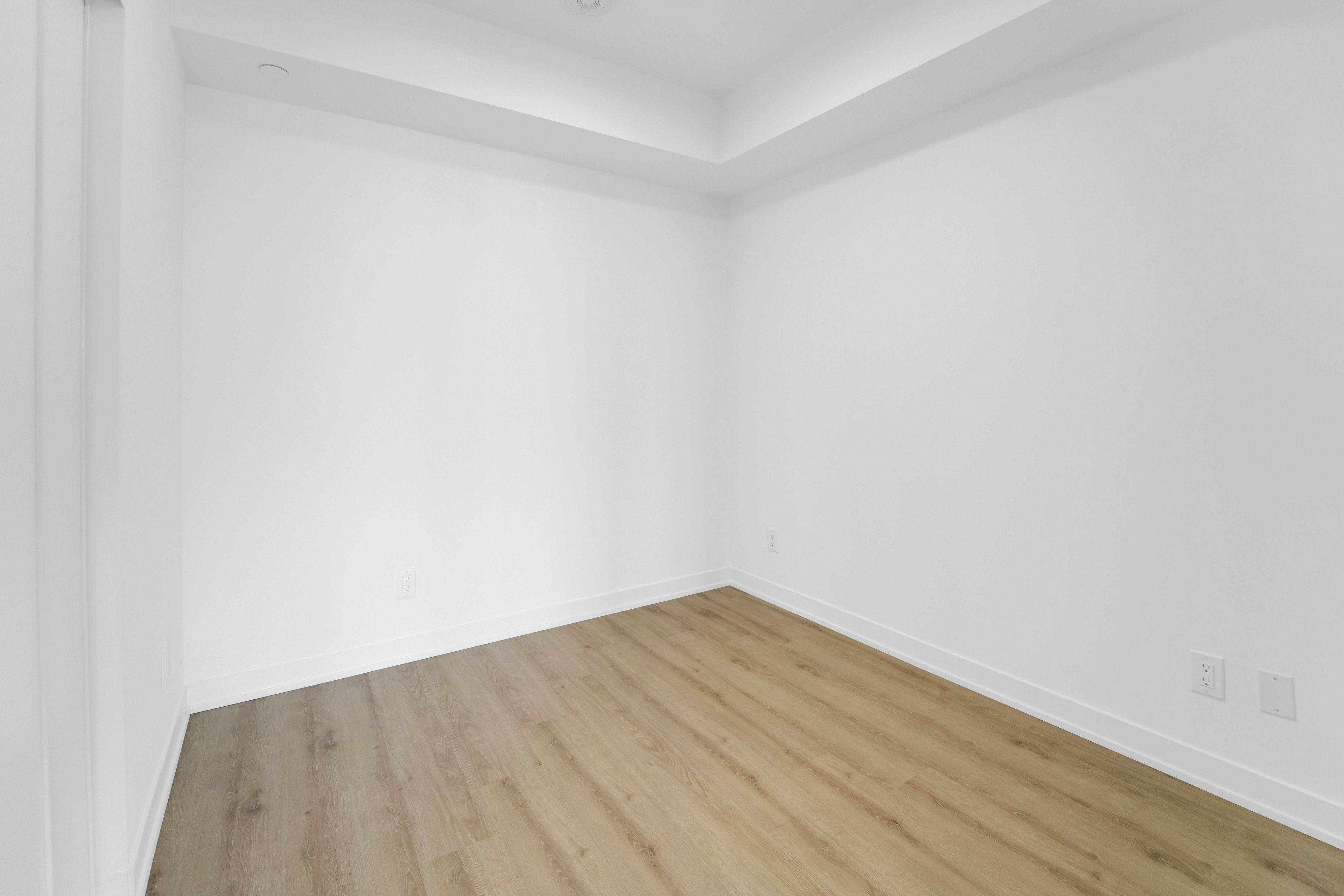 319 Jarvis Street 3307