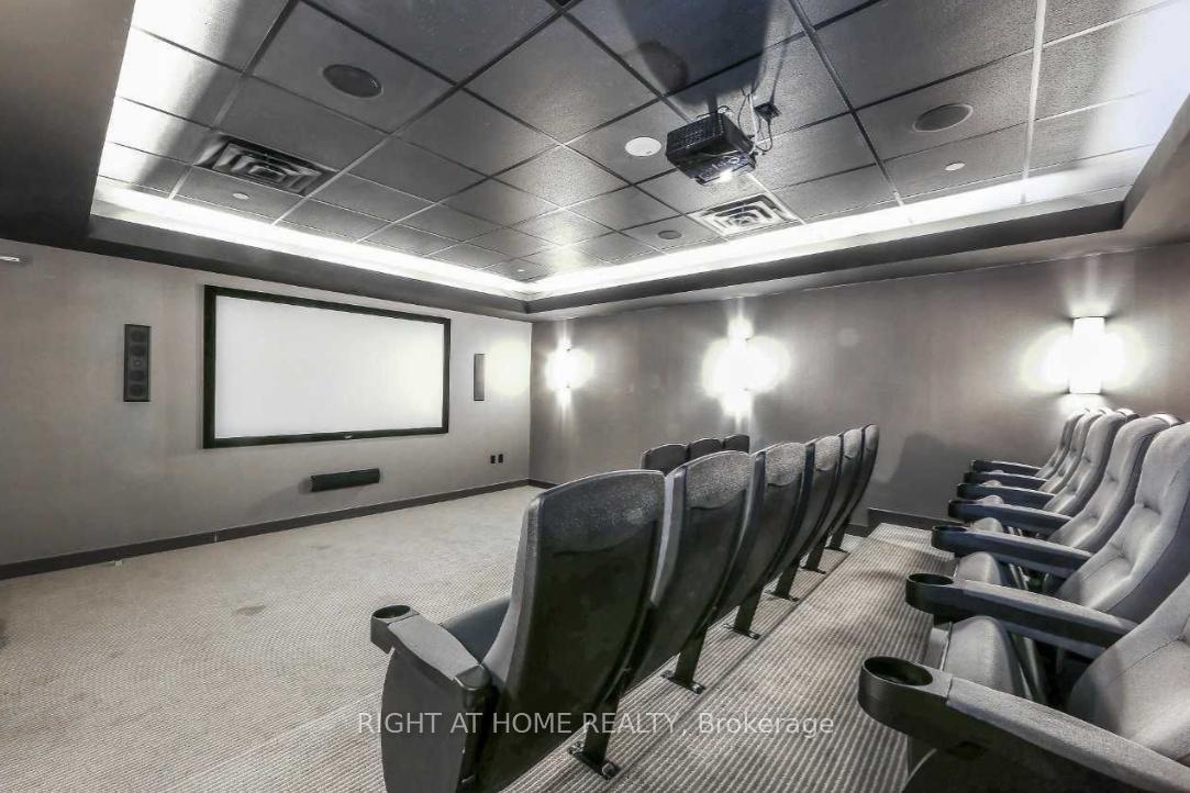 2 Bedrooms Condo at 15 Iceboat,  Toronto For sale