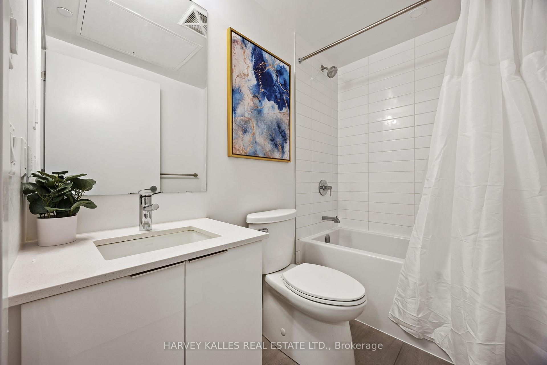 357 King Street W 3507