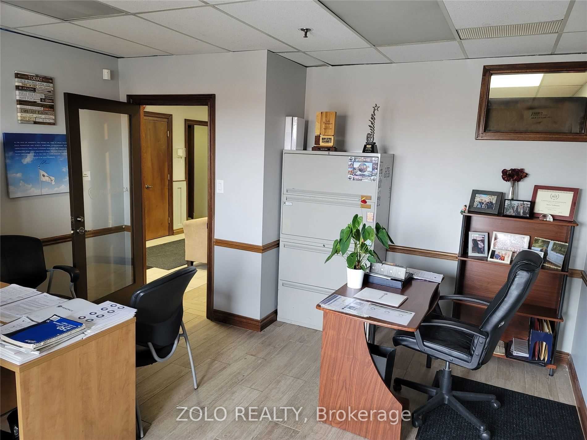 3300 Steeles Avenue W, #204