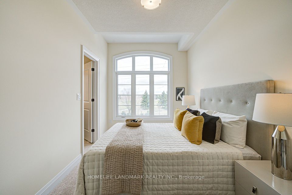 MASTER ROOM