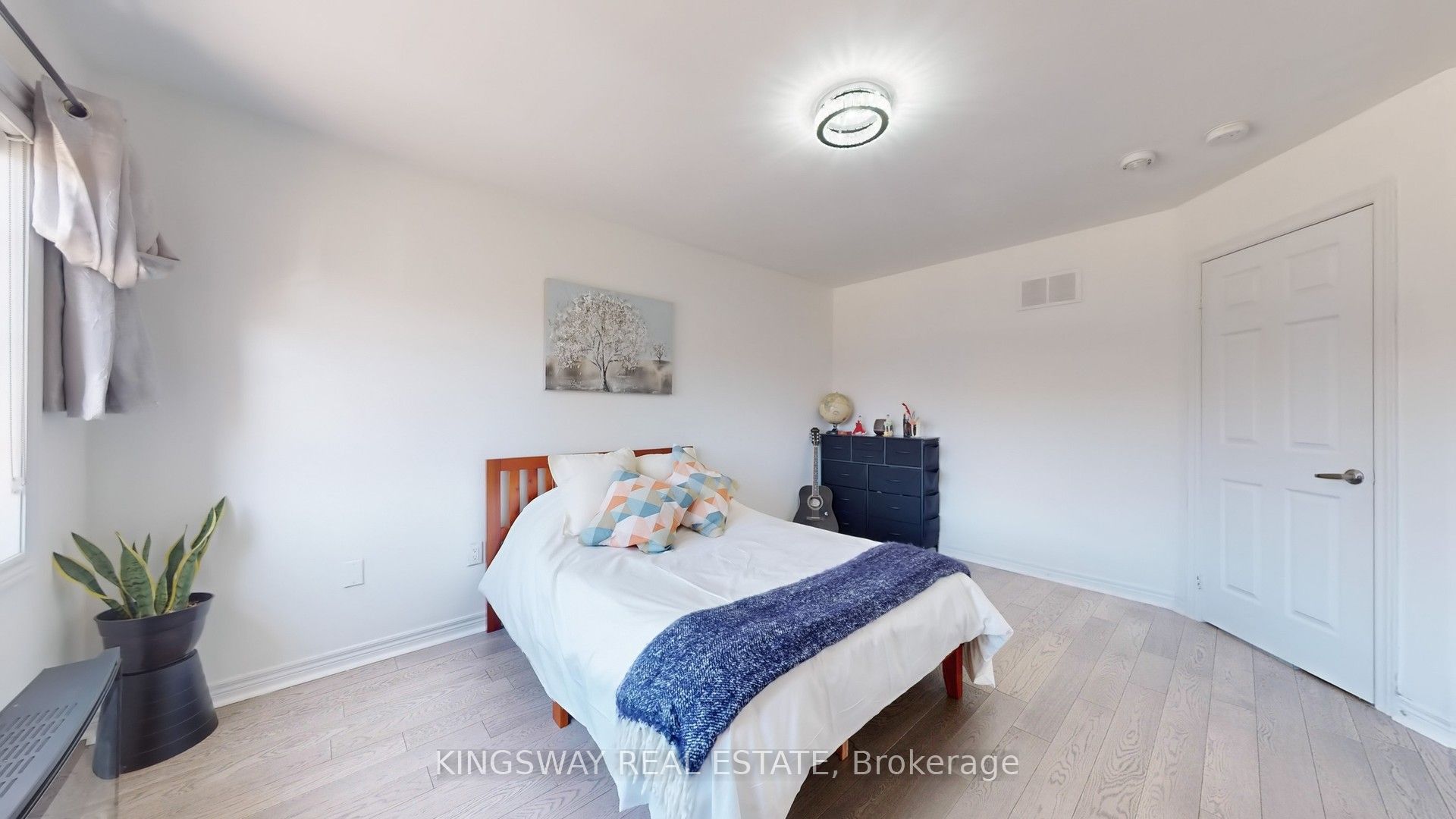 74 Doris Pawley Crescent, Caledon, ON L7C 3M8