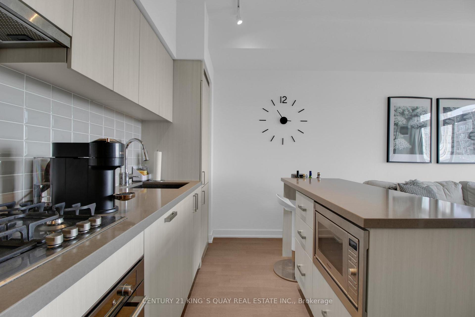 2 Bedrooms Condo at 501 St Clair,  Toronto For sale