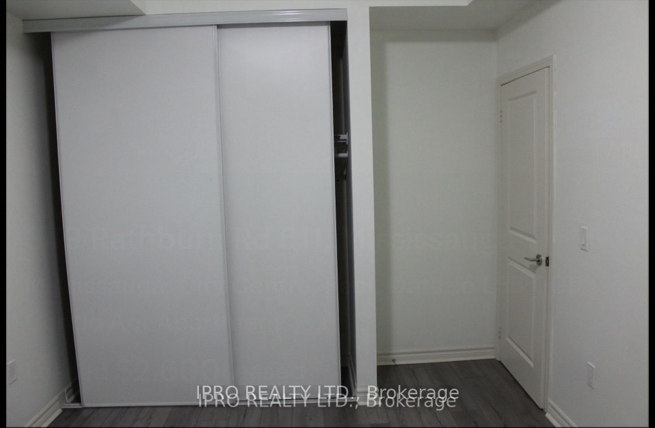 349 Rathburn Road, #611
