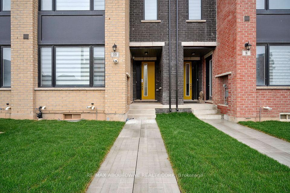 10 Marvin Avenue