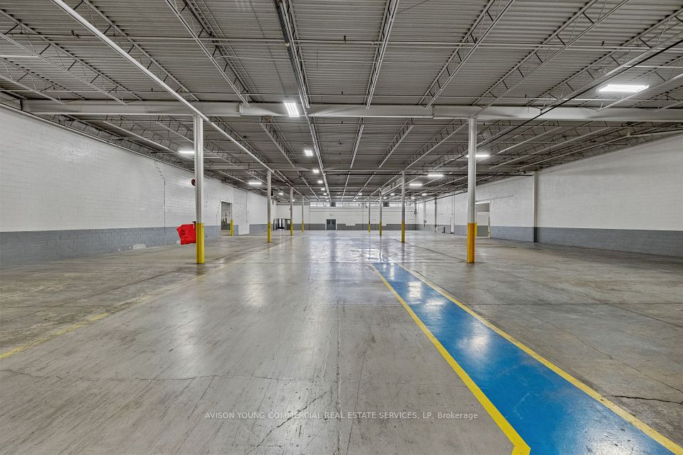 https://trreb-image.ampre.ca/ckoOiX5Err3QYeP3nYHwk1z3muk3qNkAyptw2LX7QAI/rs:fit:960:960/wm:.5:so:0:50:.4/wmsh:10/wmt:PHNwYW4gZm9yZWdyb3VuZD0nd2hpdGUnIGZvbnQ9JzY4Jz5BVklTT04gWU9VTkcgQ09NTUVSQ0lBTCBSRUFMIEVTVEFURSBTRVJWSUNFUywgTFAsIEJyb2tlcmFnZTwvc3Bhbj4/L3RycmViL2xpc3RpbmdzLzQwLzUzLzYzLzgyL3AvYTE5YzIwNzktMmQ5Ni00ODBlLTk2YTQtMWMwYWY4M2E0NzI3LmpwZw.jpg